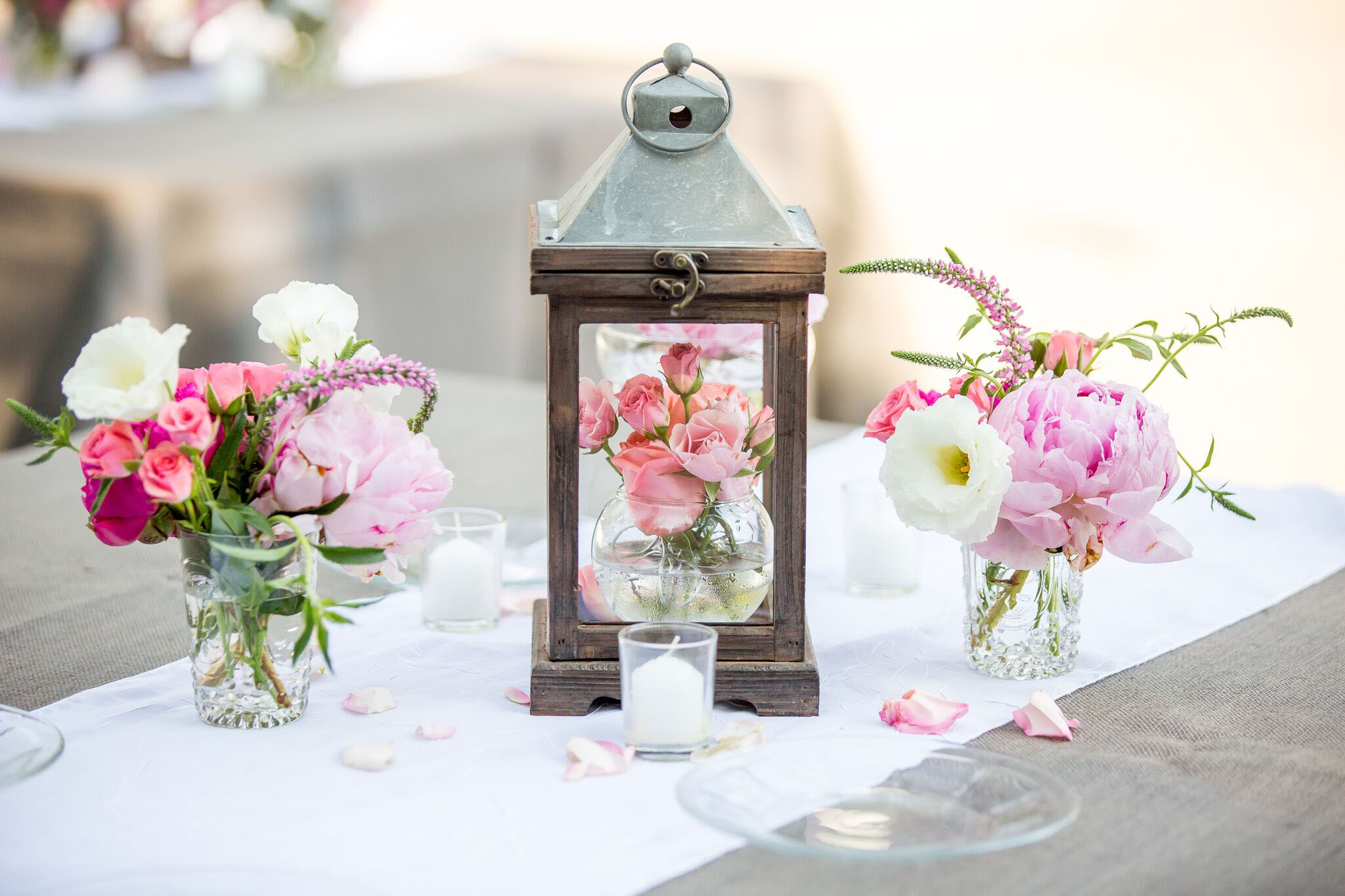 Pretty Ways to Incorporate Pink into Your Wedding Decor