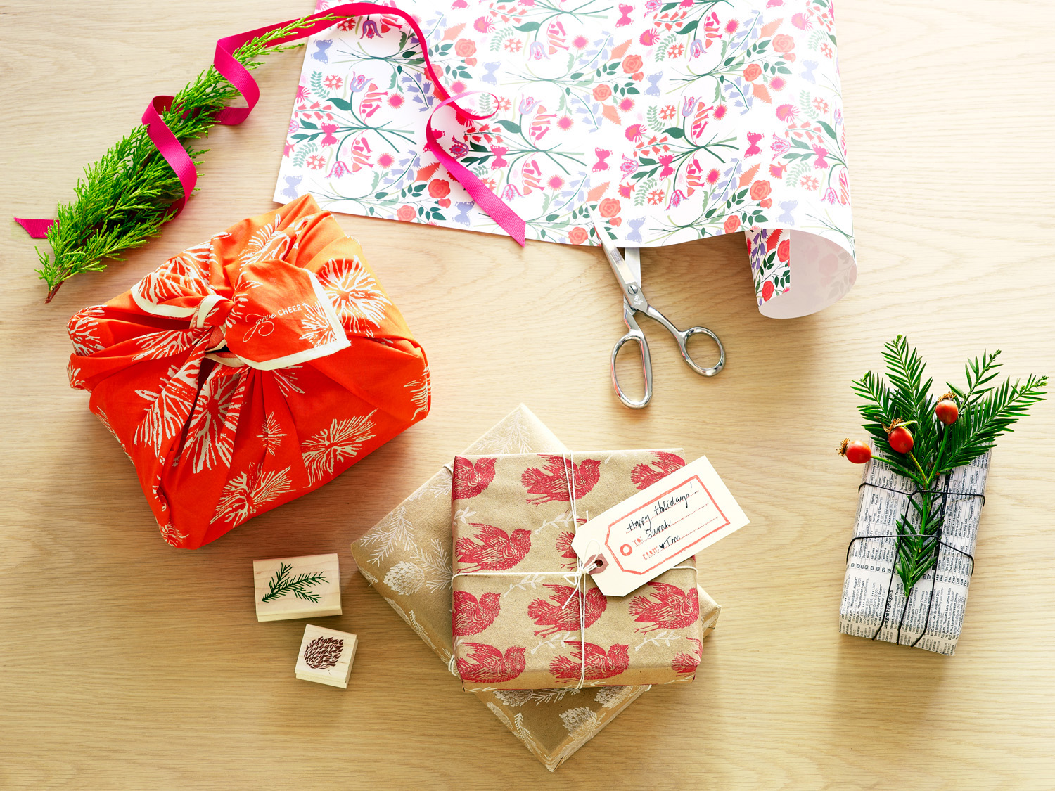8 Unique Gift Wrap Ideas