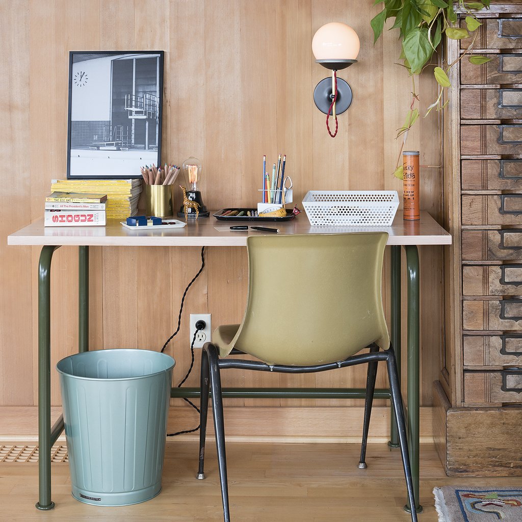 10 Must-Haves for a Modern Home Office