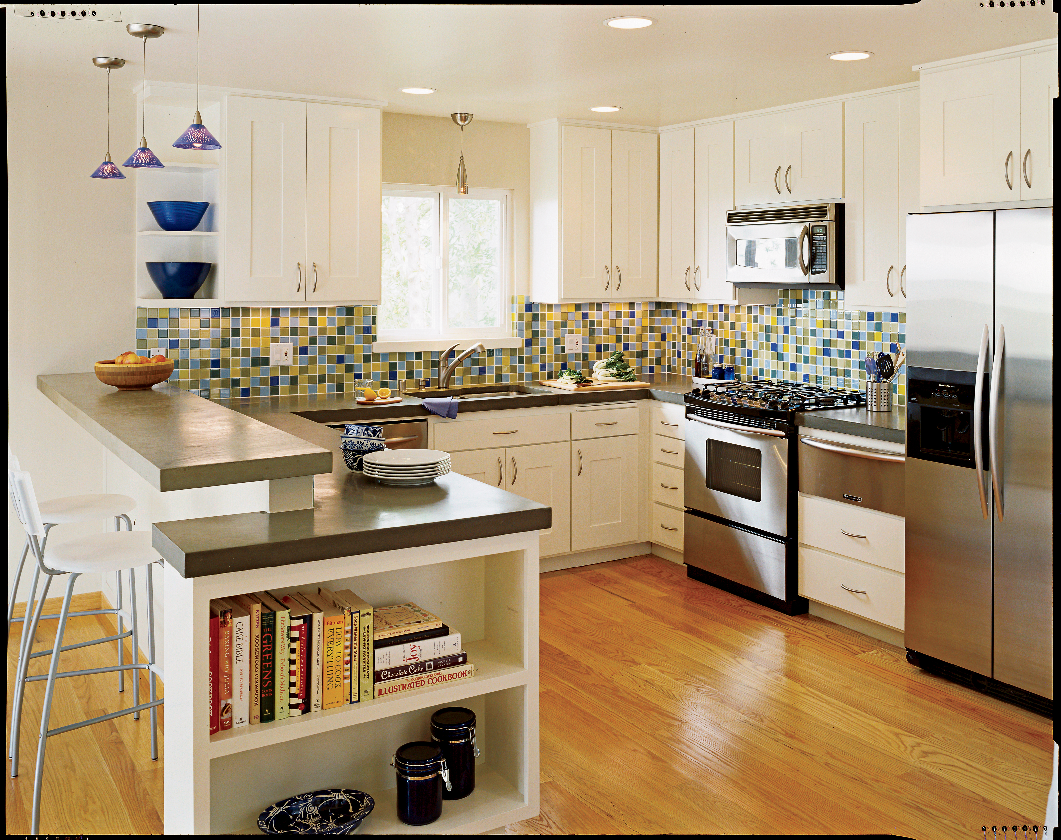 Fresh and Colorful Kitchen Redesign