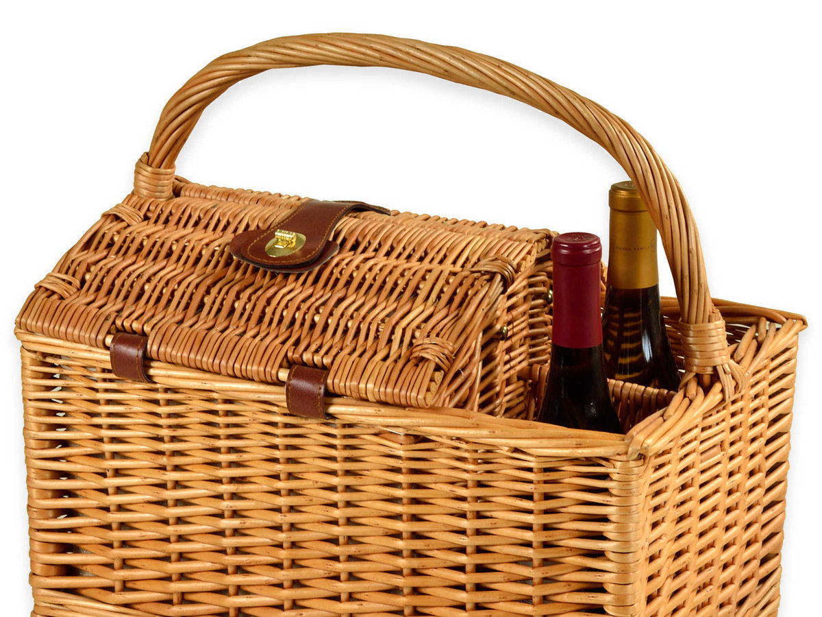 Picnic at Ascot Vineyard Willow