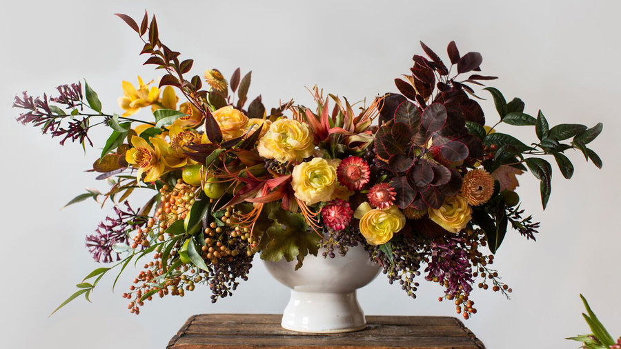 Make a Stunning Fall Floral Arrangement
