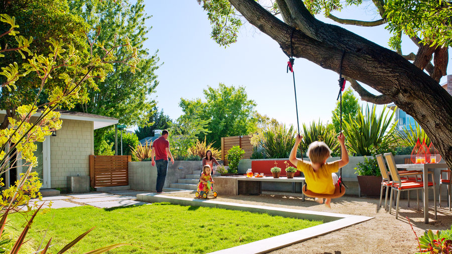 10 Awesome Backyard Ideas for Kids