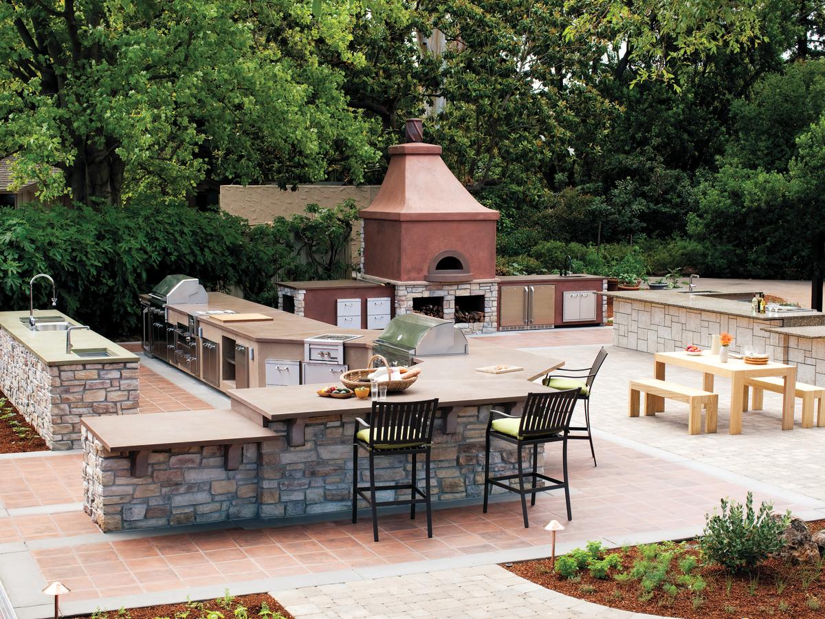 Join us in the Safeway Outdoor Kitchen - Sunset Magazine