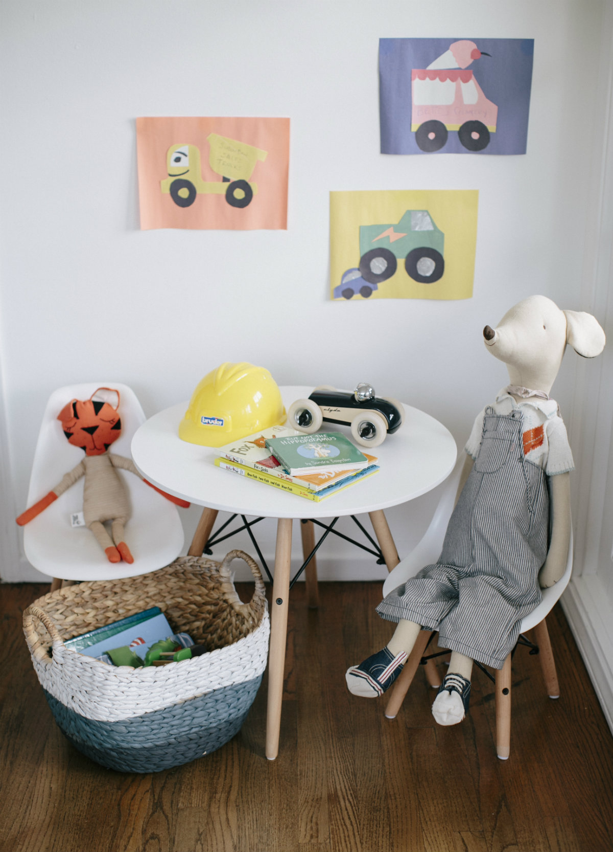 designate-fun-play-areas-for-the-kids