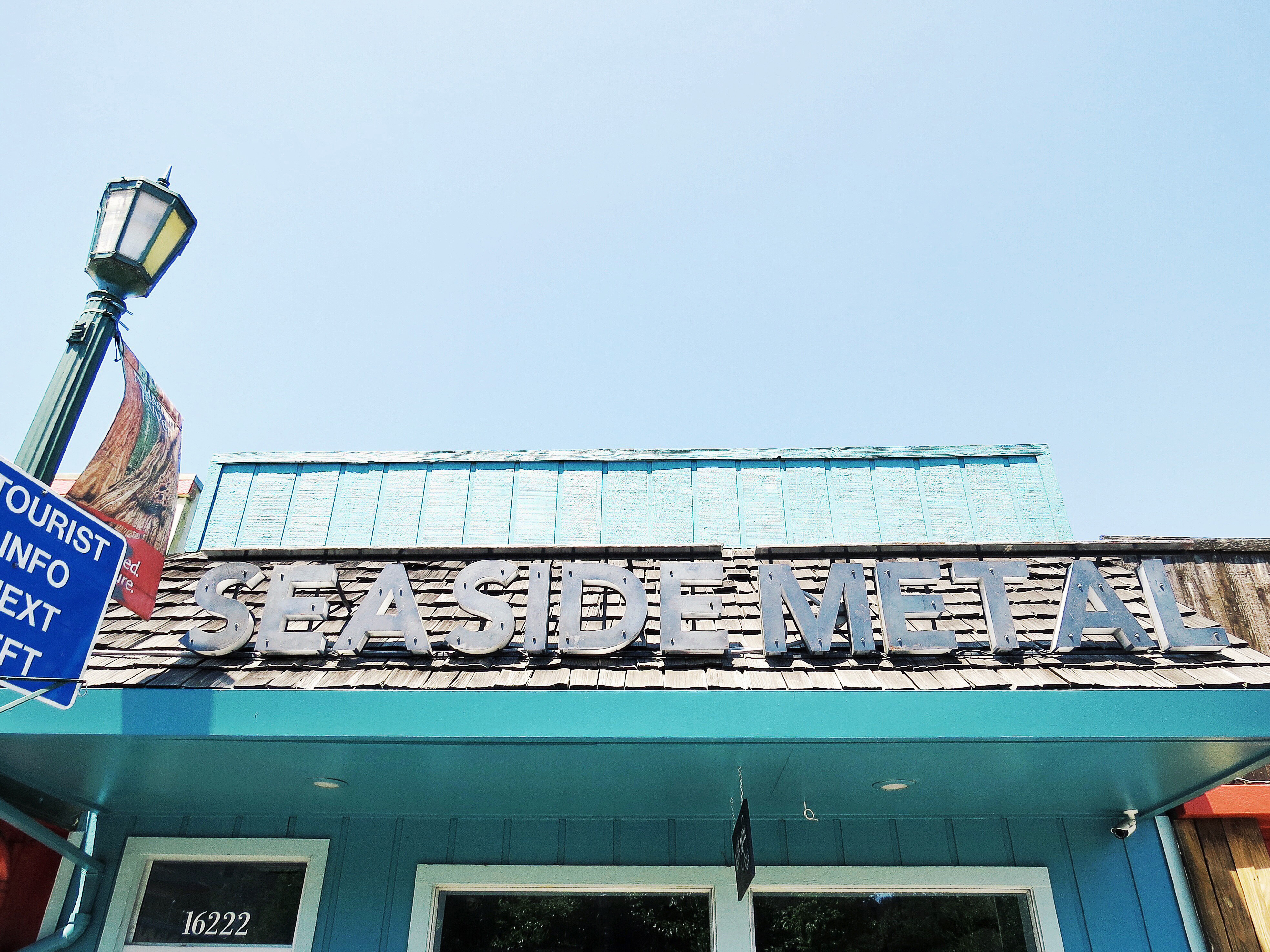 seaside-metal