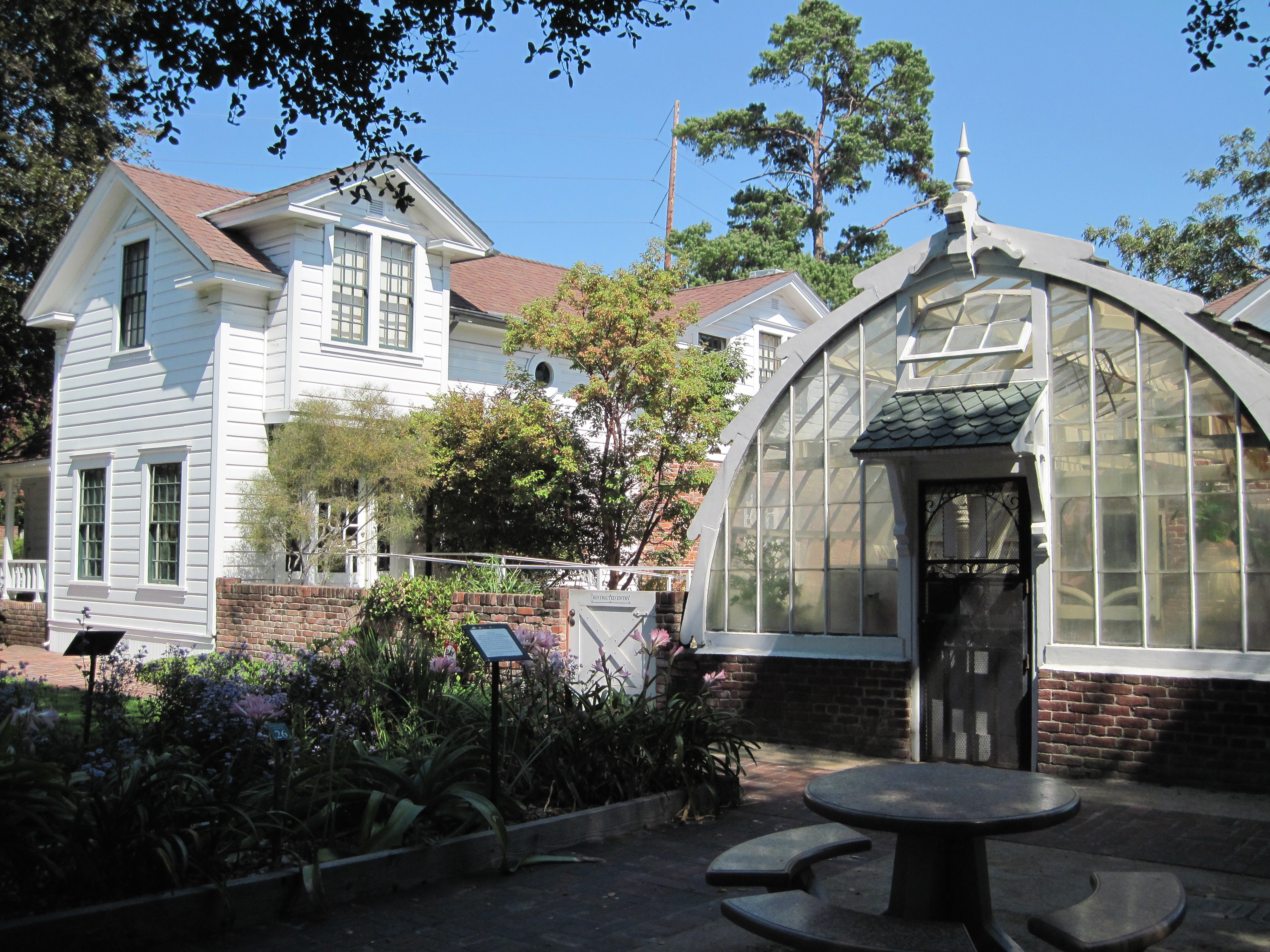 luther-burbank-home-gardens