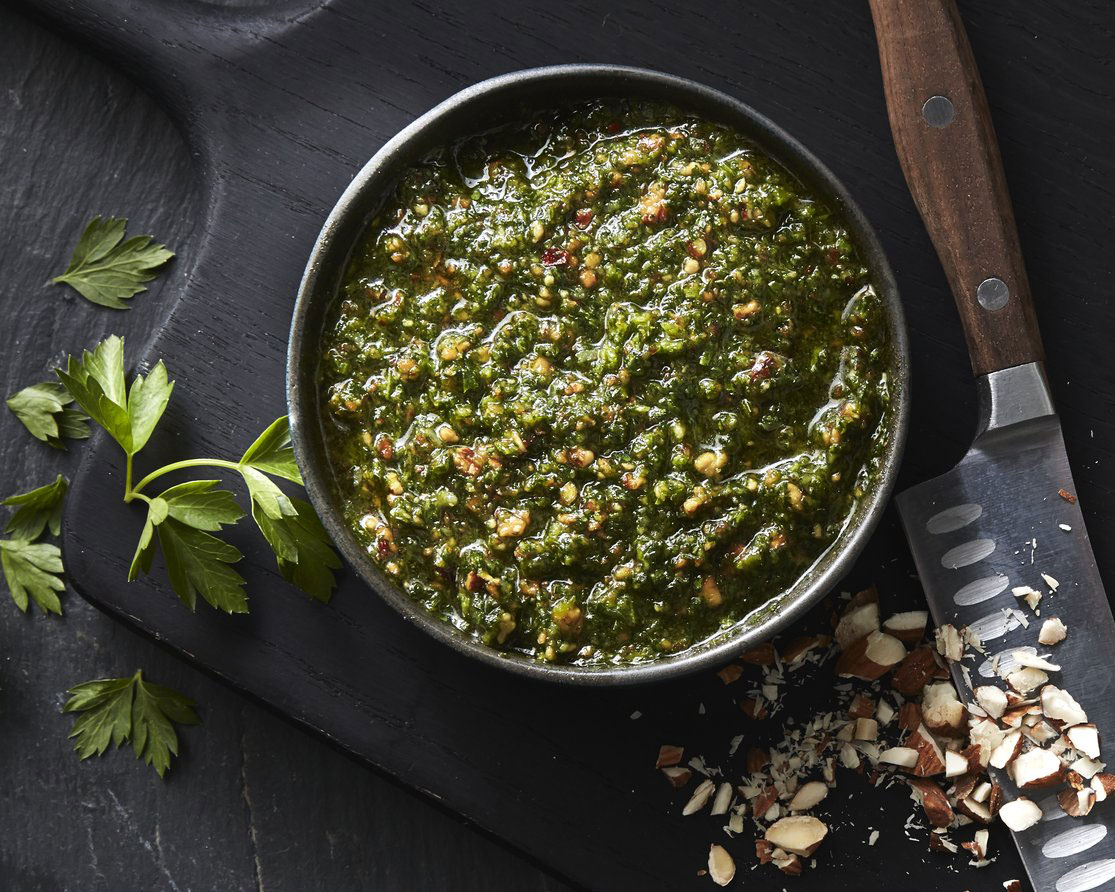 almond-parsley-pesto