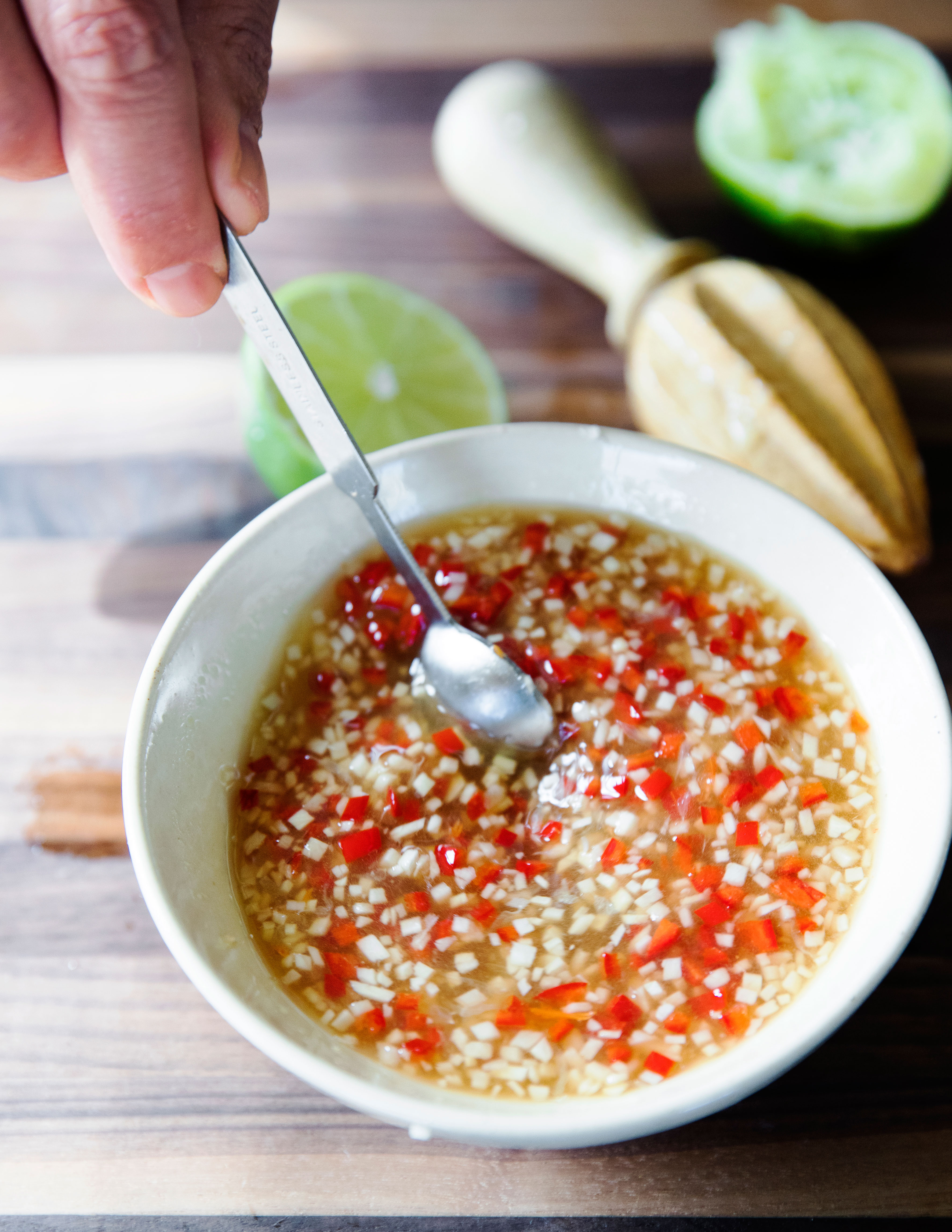 vietnamese-ginger-dipping-sauce-nuoc-mam-gung