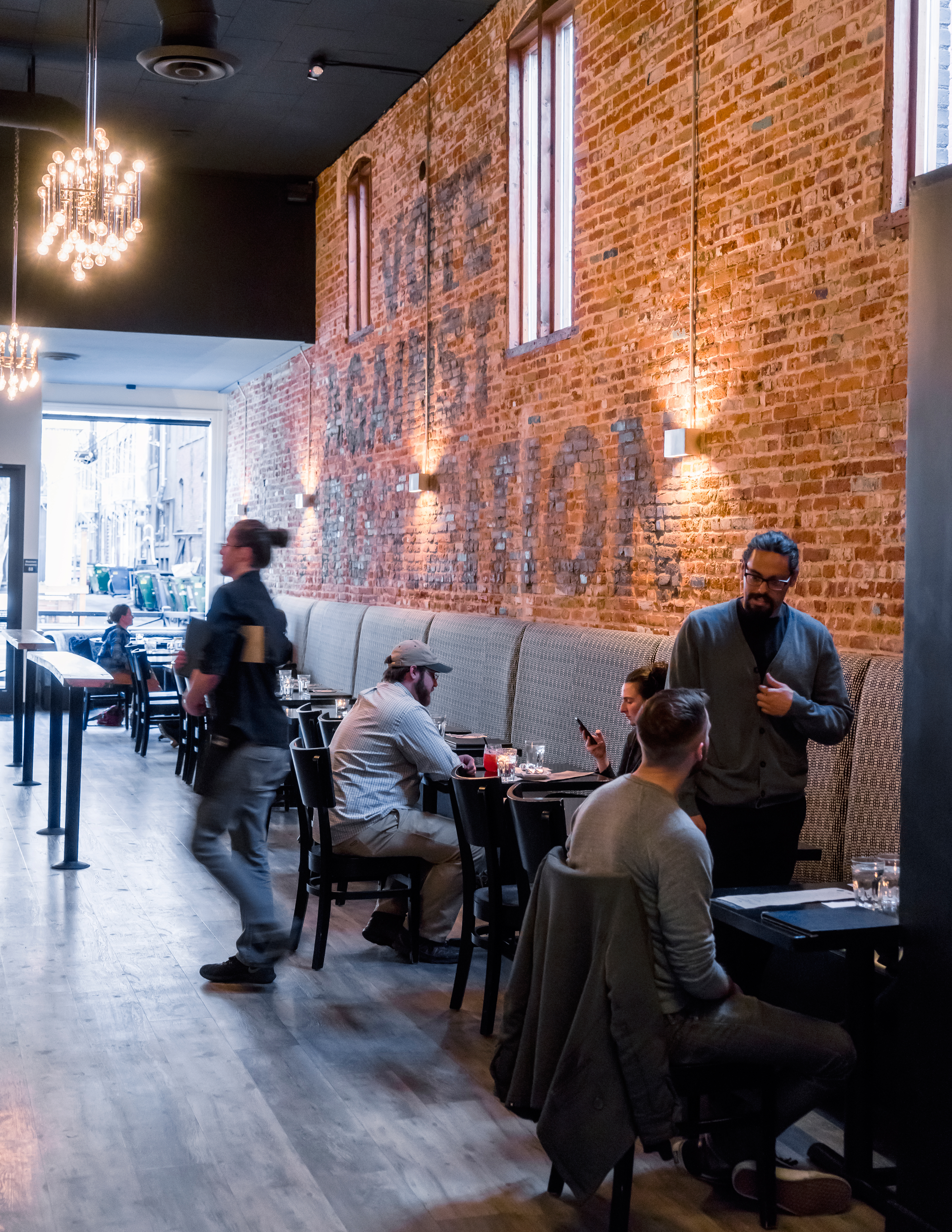 the-restaurants-are-fresh-and-stylish