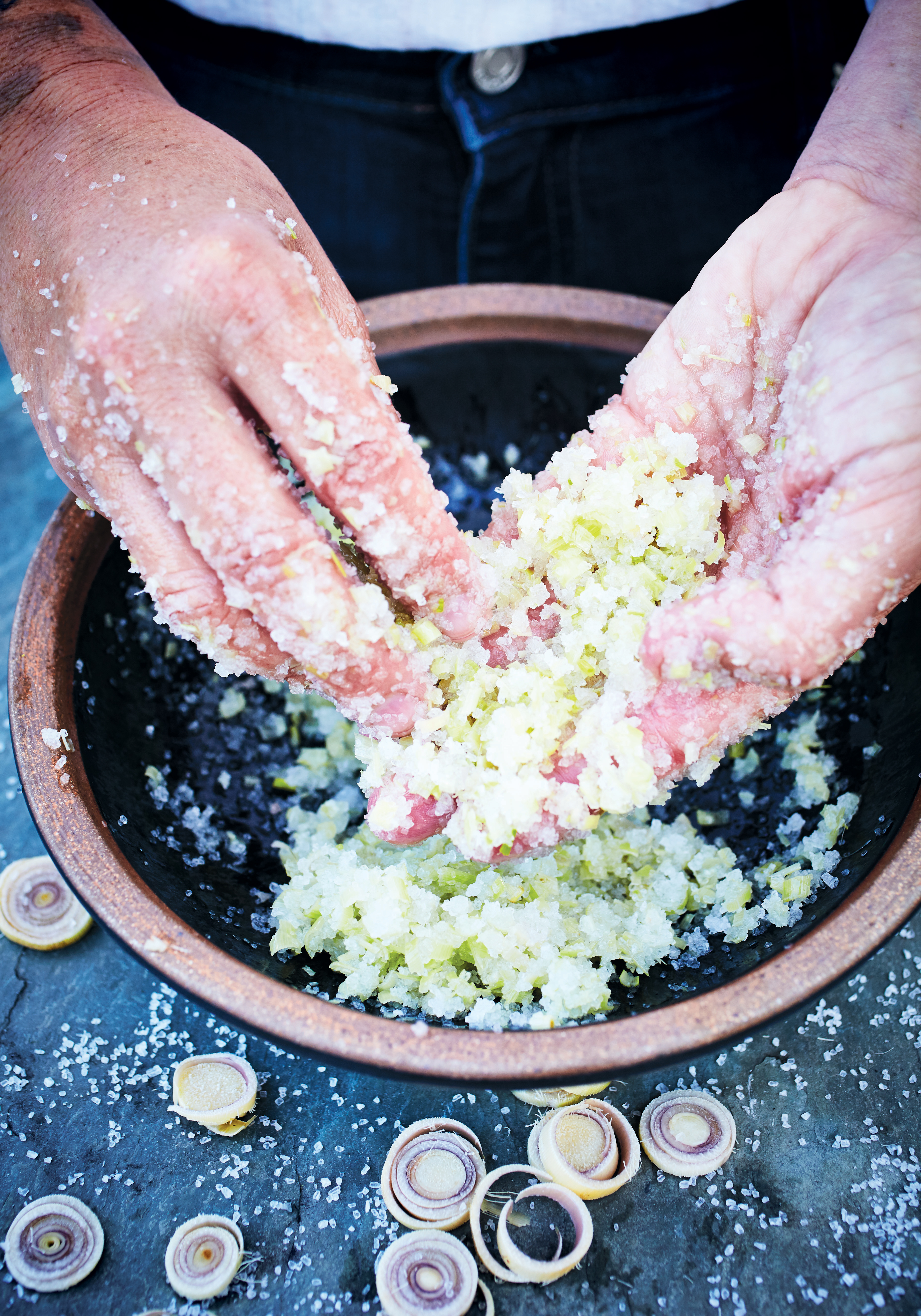 lemongrass-salt-scrub