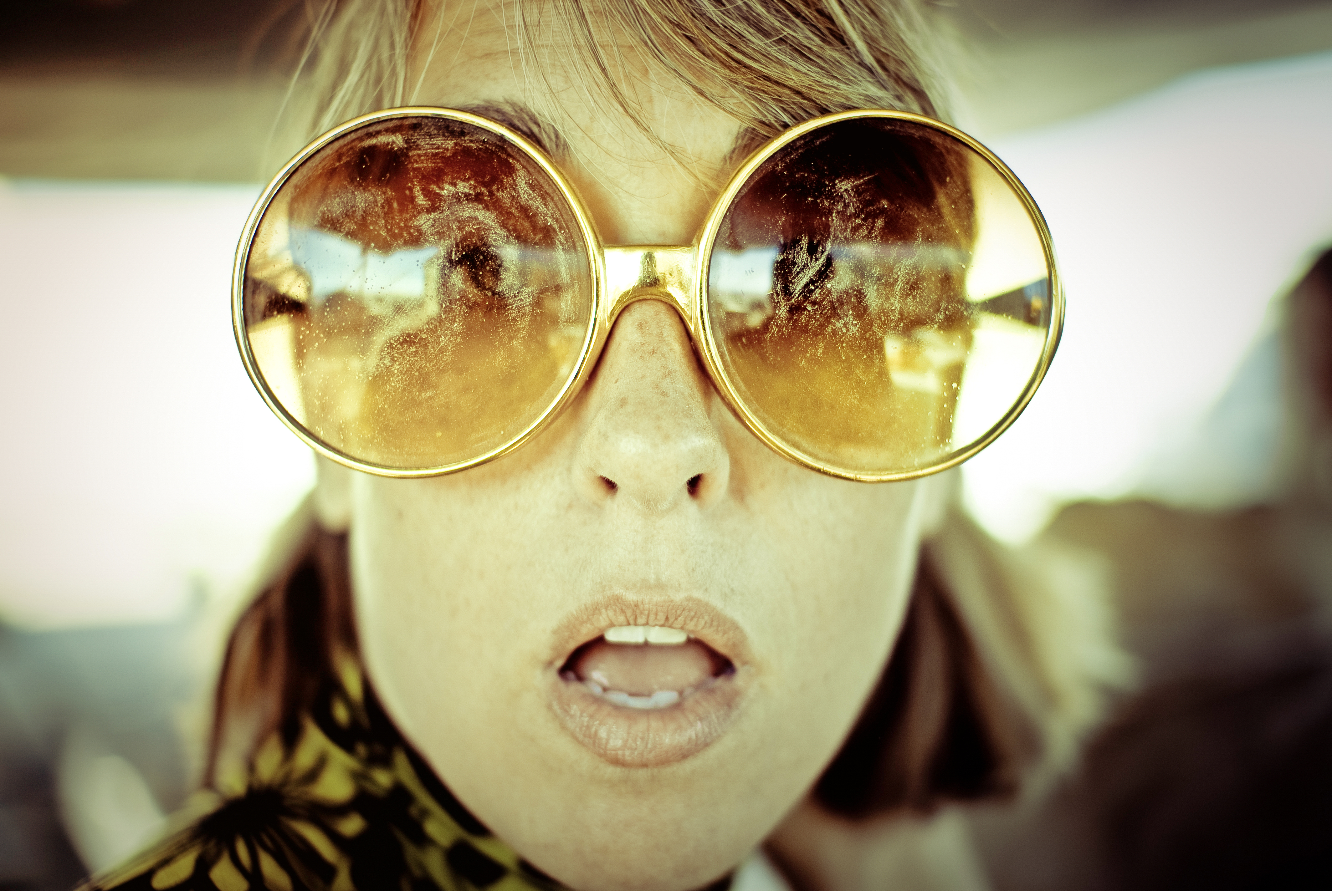 pick-up-a-funky-wardrobe