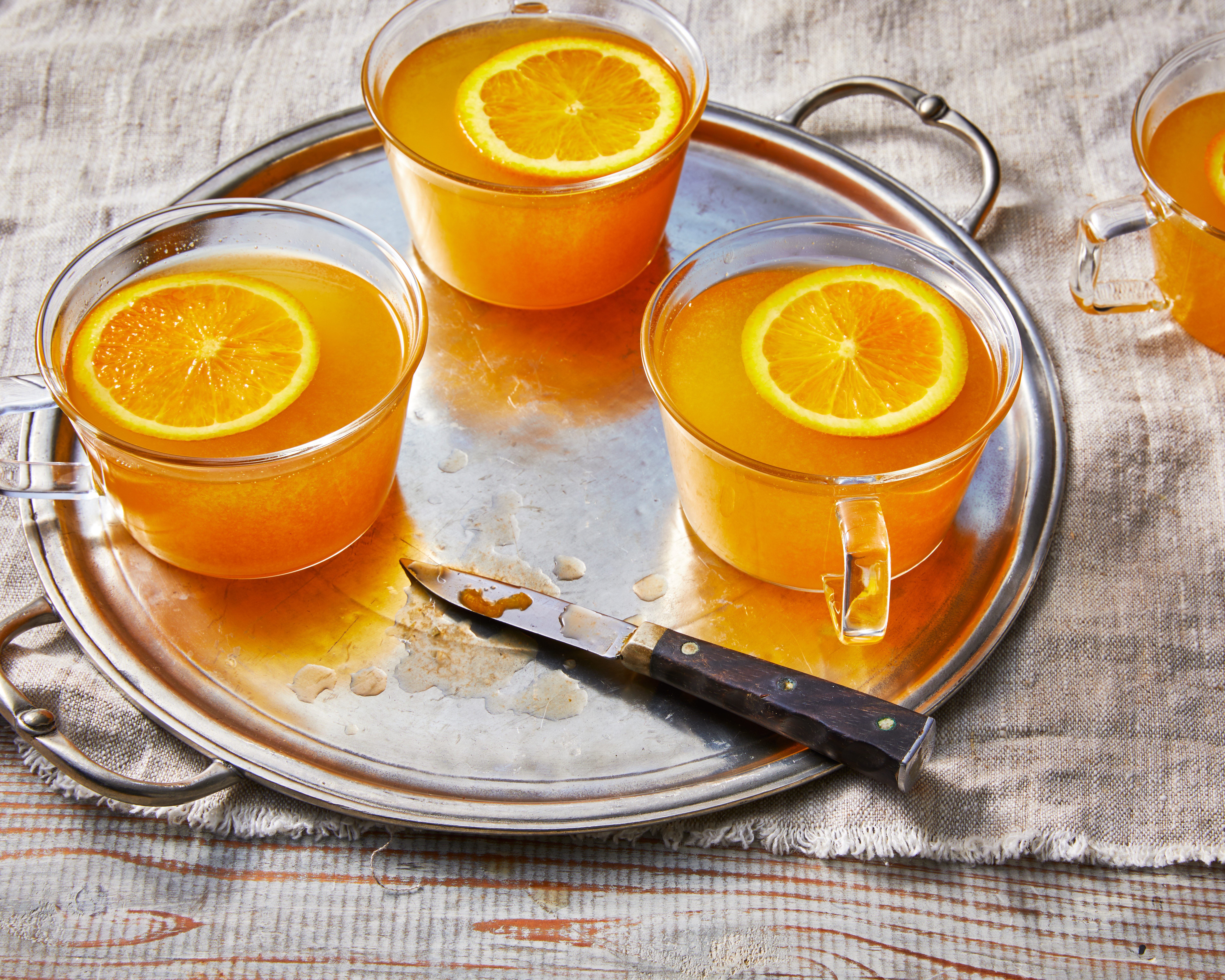 Winter Drinks: Mulled Pineapple Wine Punch