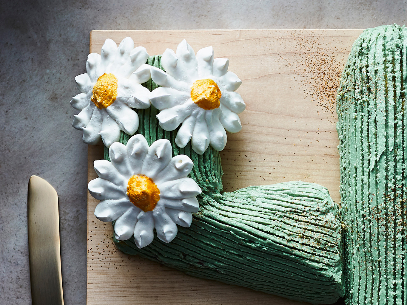 su-Meringue Saguaro Flowers