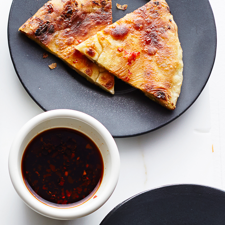 su-Chinese Green Garlic Pancakes Image