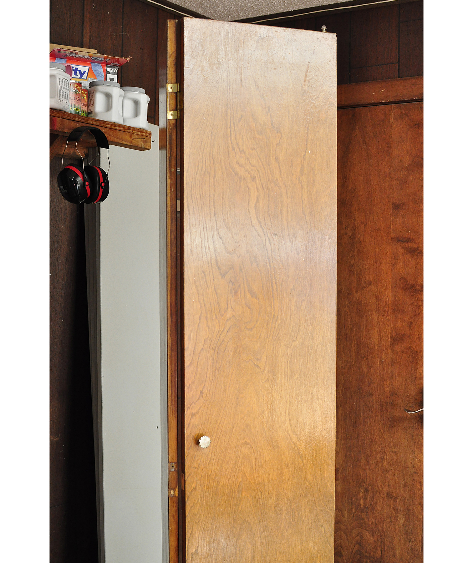 the-problem-dated-bi-fold-closet-doors