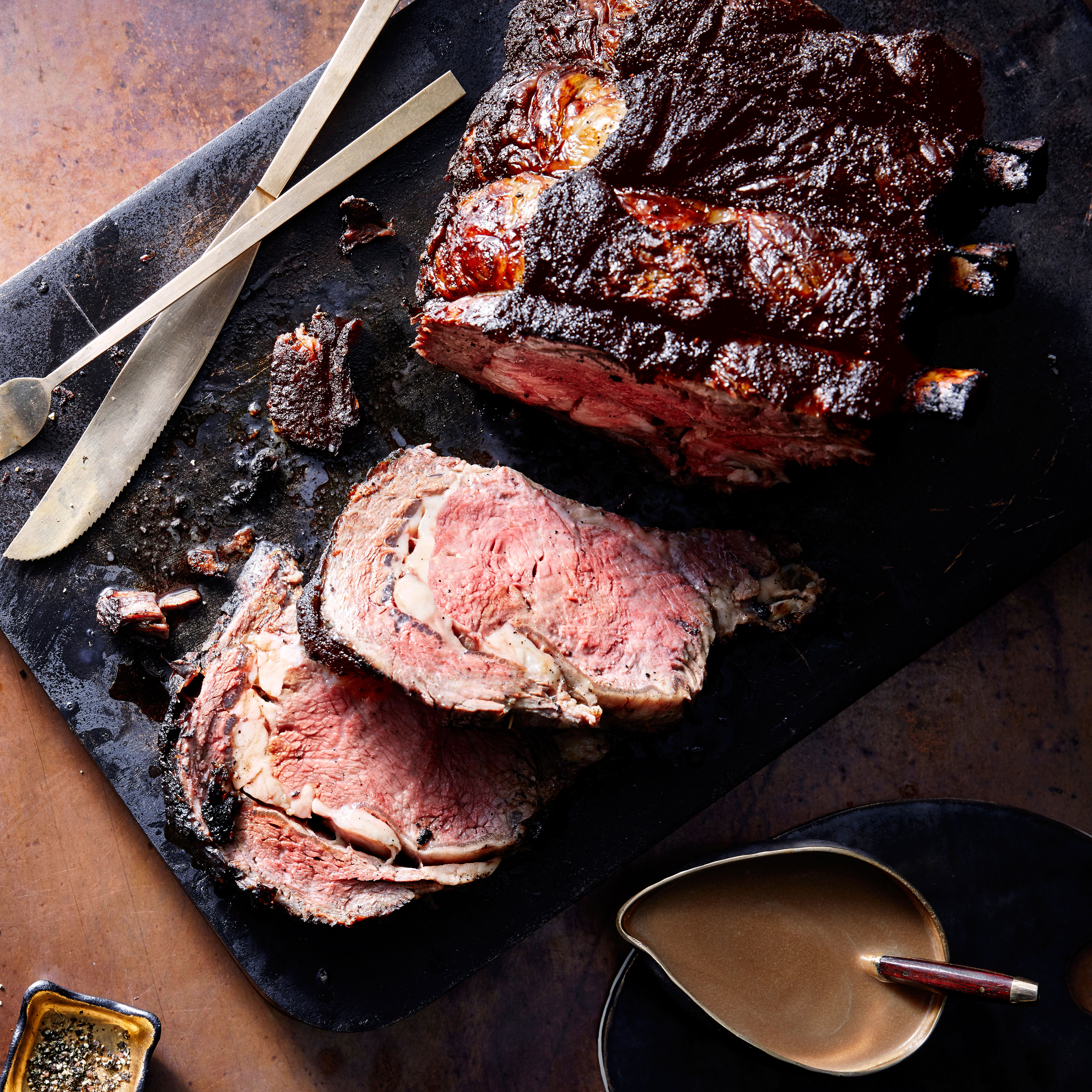 su-Coffee Brown-Sugar Bourbon Rib Roast Image