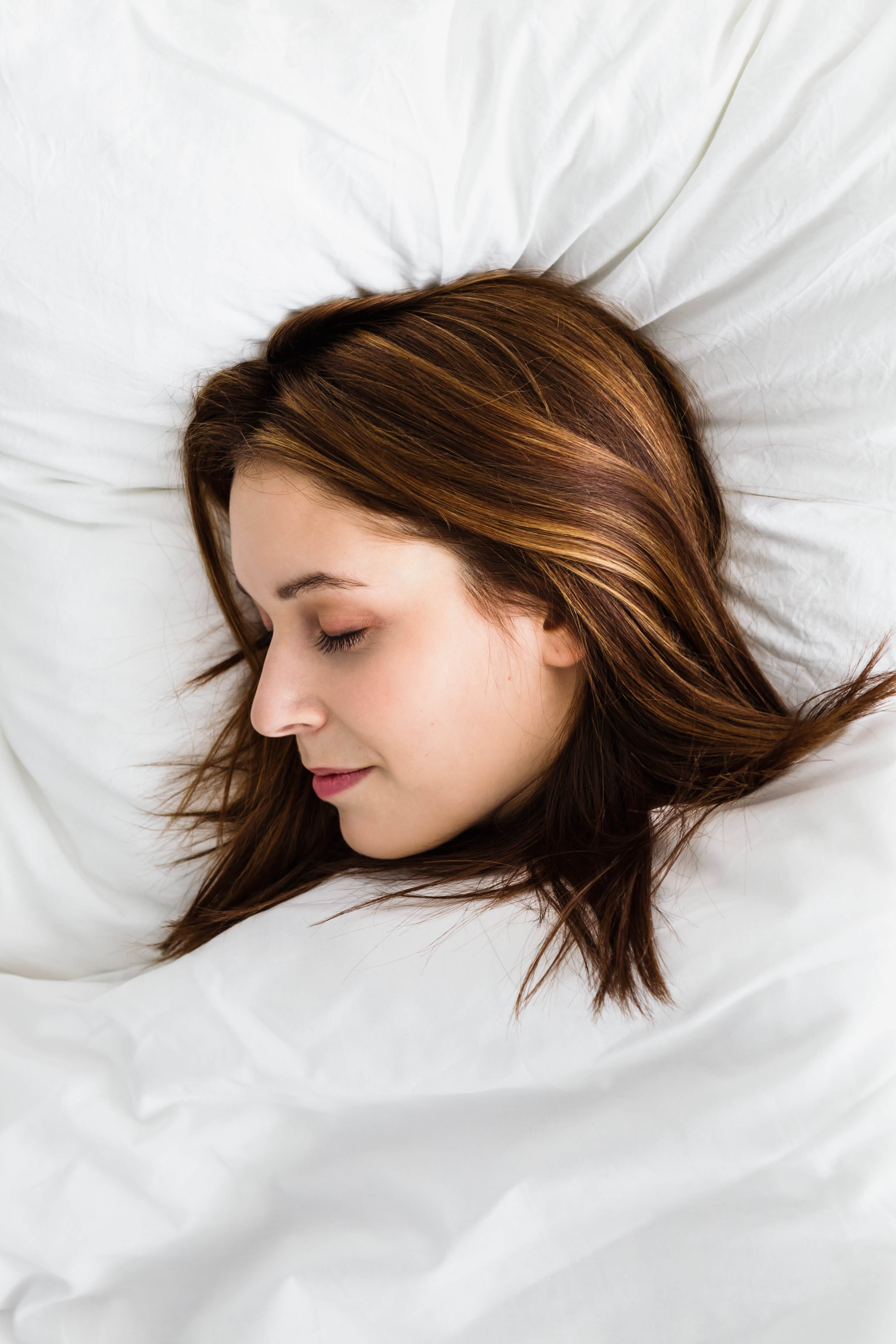 This Anti-Wrinkle Pillow Has Hundreds of 5-Star Reviews on Amazon