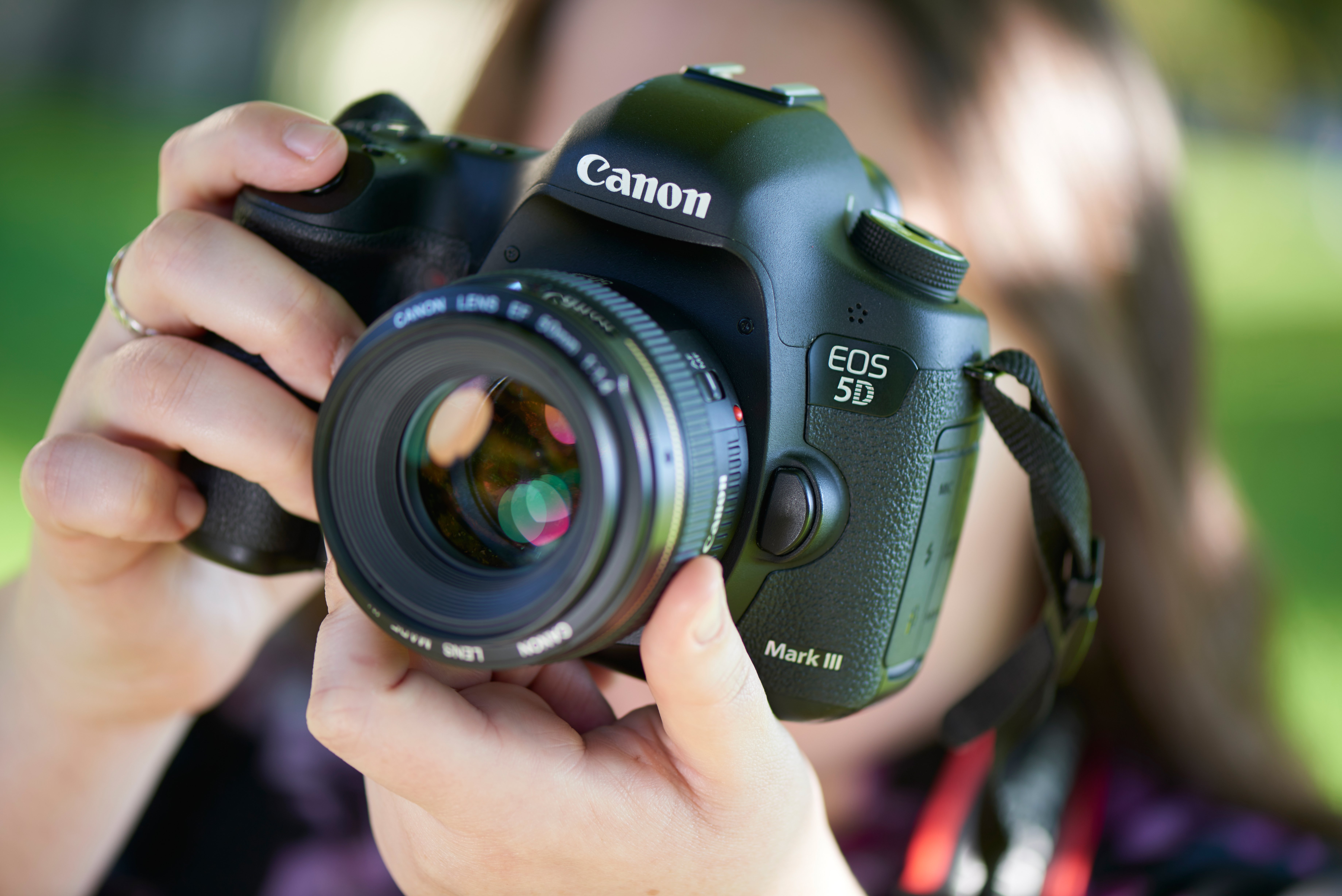 Why It’s Still Worth Owning a Digital Camera