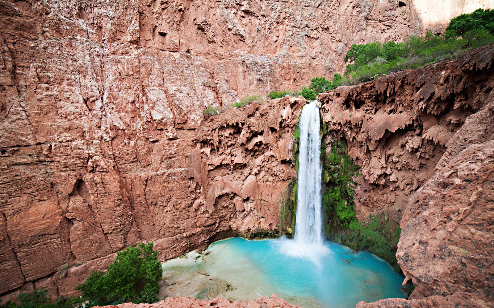 Havasupai Tribe Suspends Reservation Access, Asks Tourists to Avoid Havasu Canyon