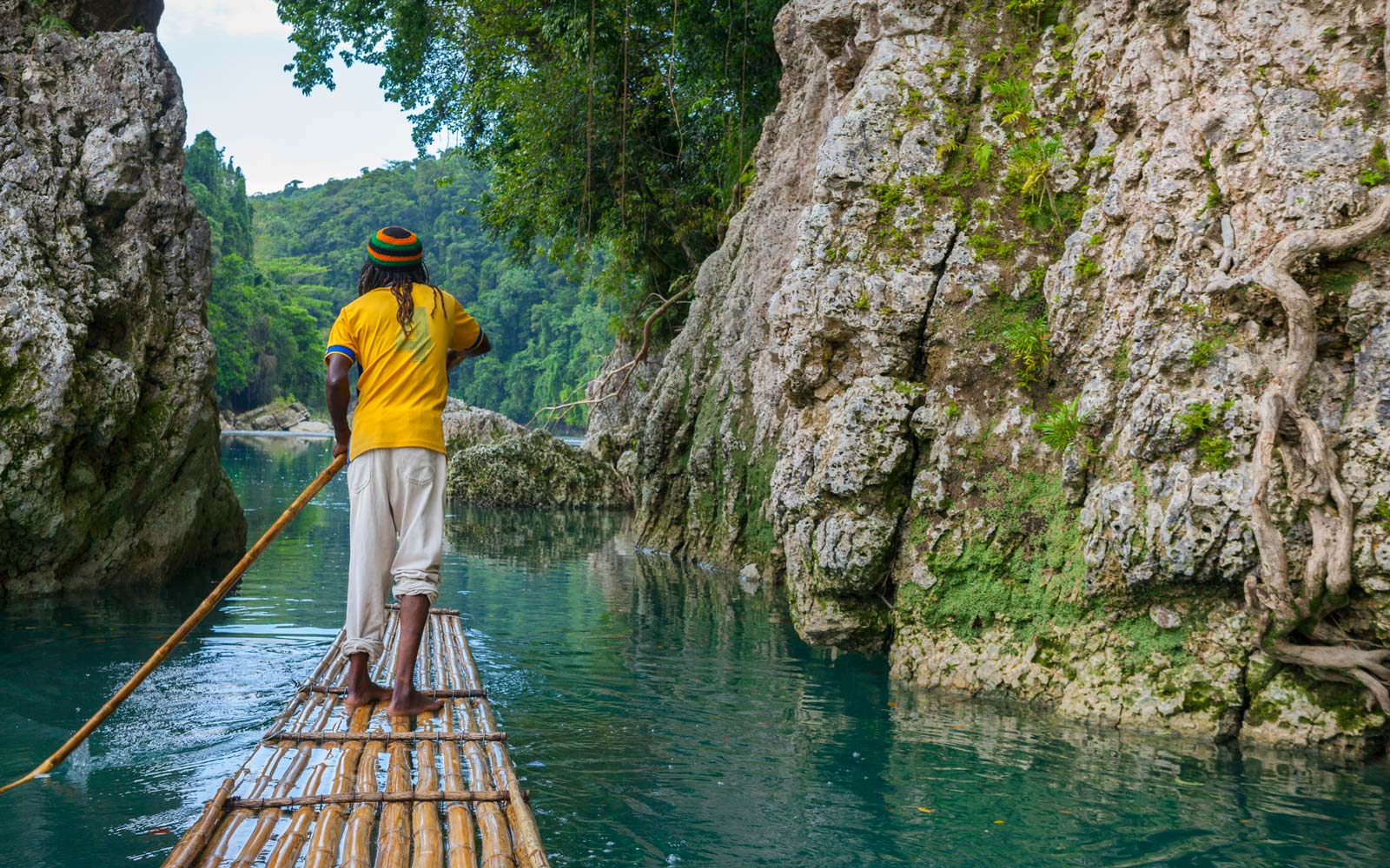 Cheap Memorial Day Flight Deals to Book Now