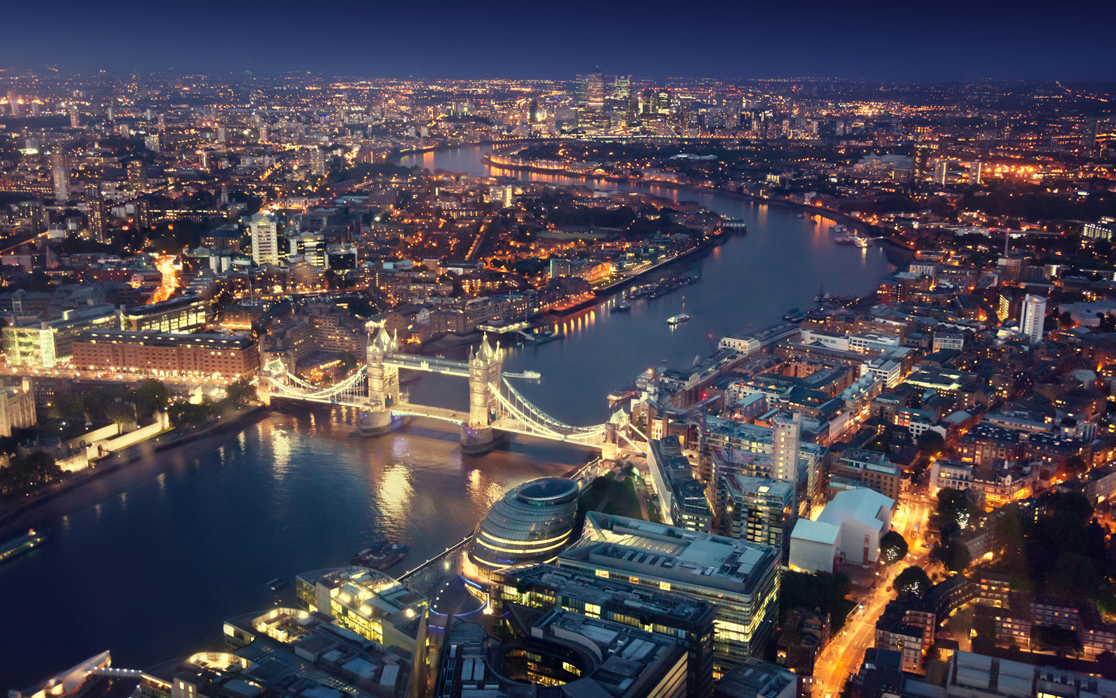 Airlines Are Offering Super-cheap Airfare With Easter Flash Sales