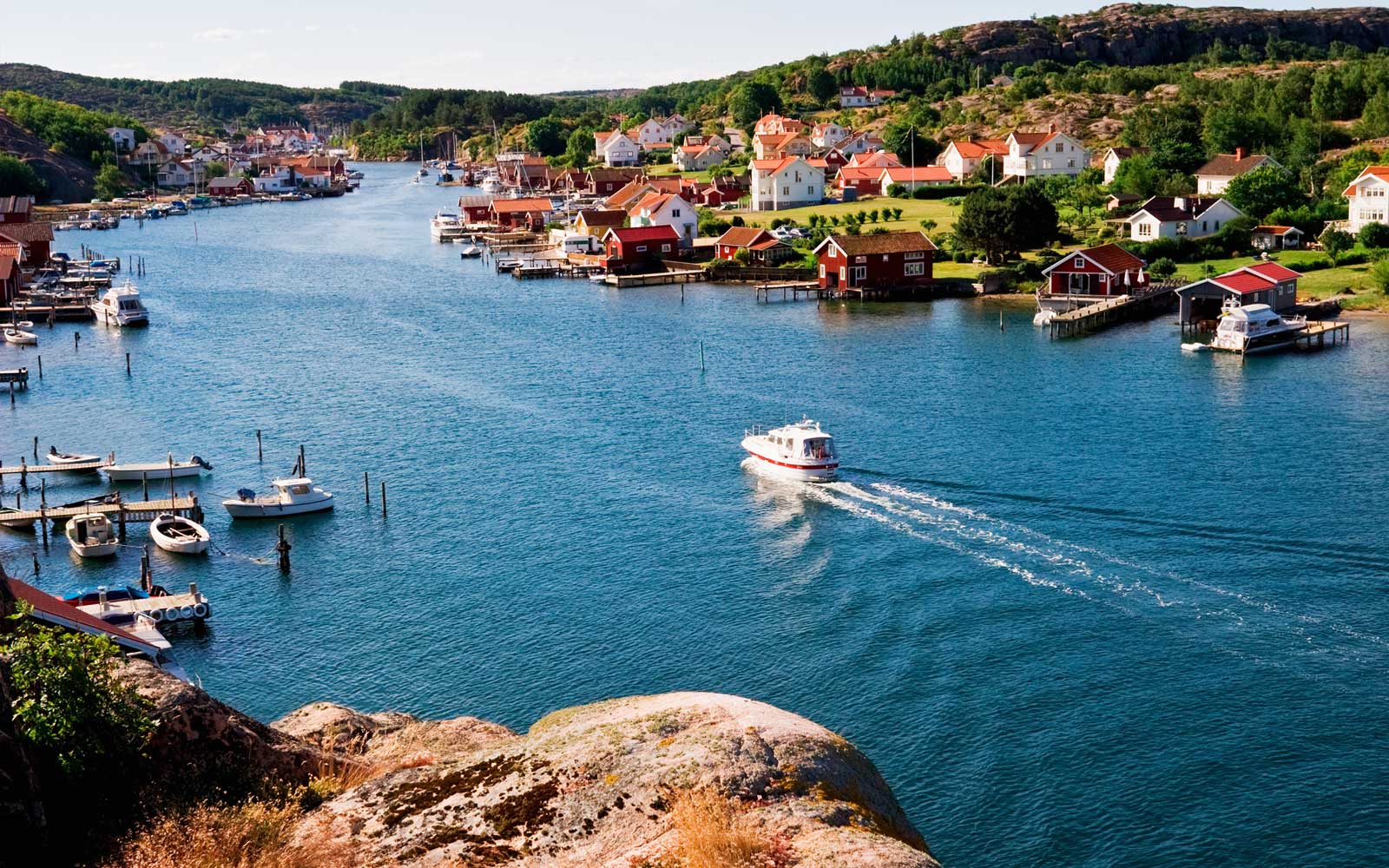 You Can Get Super-cheap Flights to Europe This Summer If You Book on United