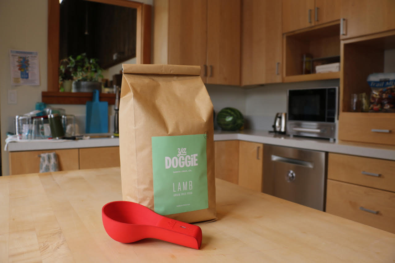 This Dog Food Startup’s ‘Smart Scoop’ Promises You’ll Never Run Out of Kibble