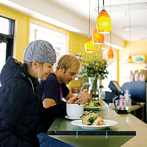 Glow Live Food Café