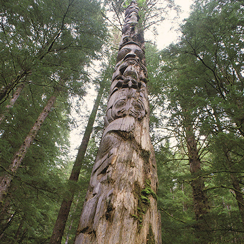 Totems of Haida Gwaii