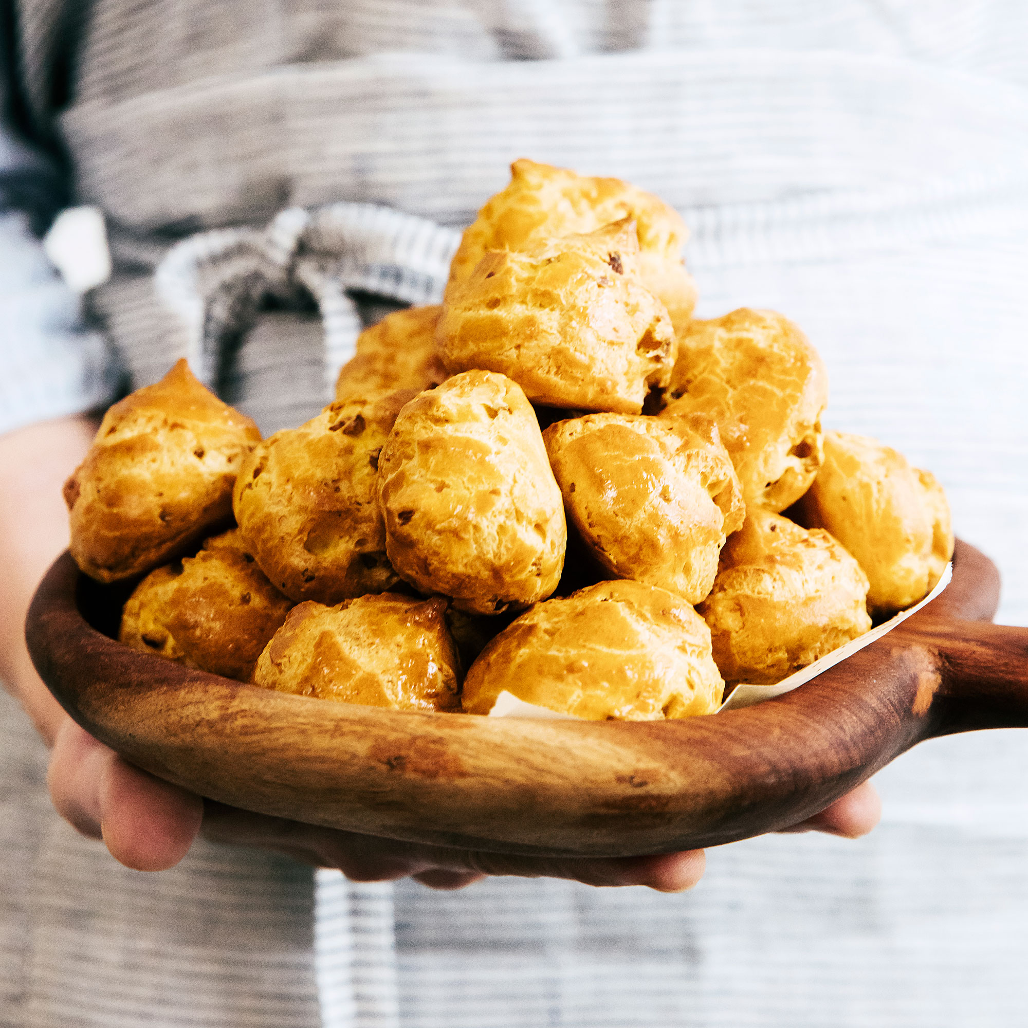 green-olive-cheese-puffs