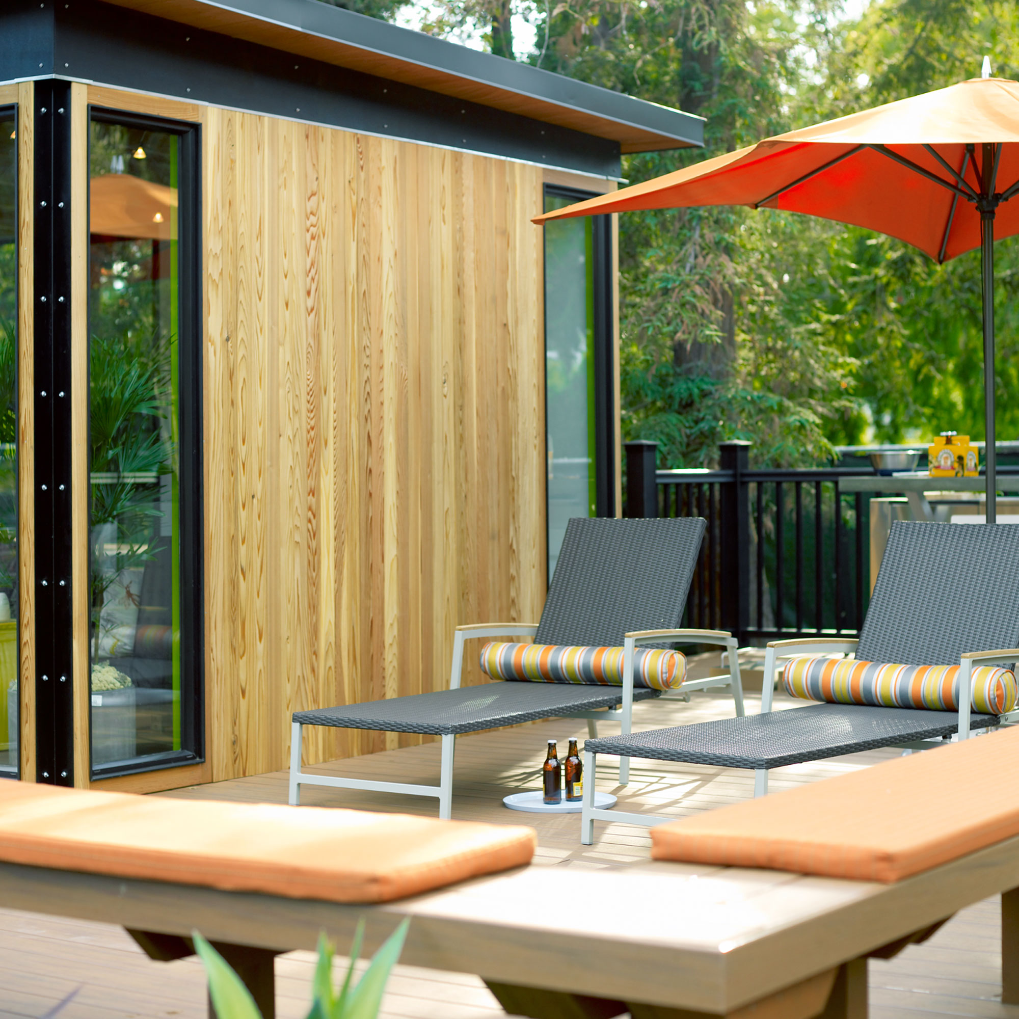 sunset-modern-cottage-deck