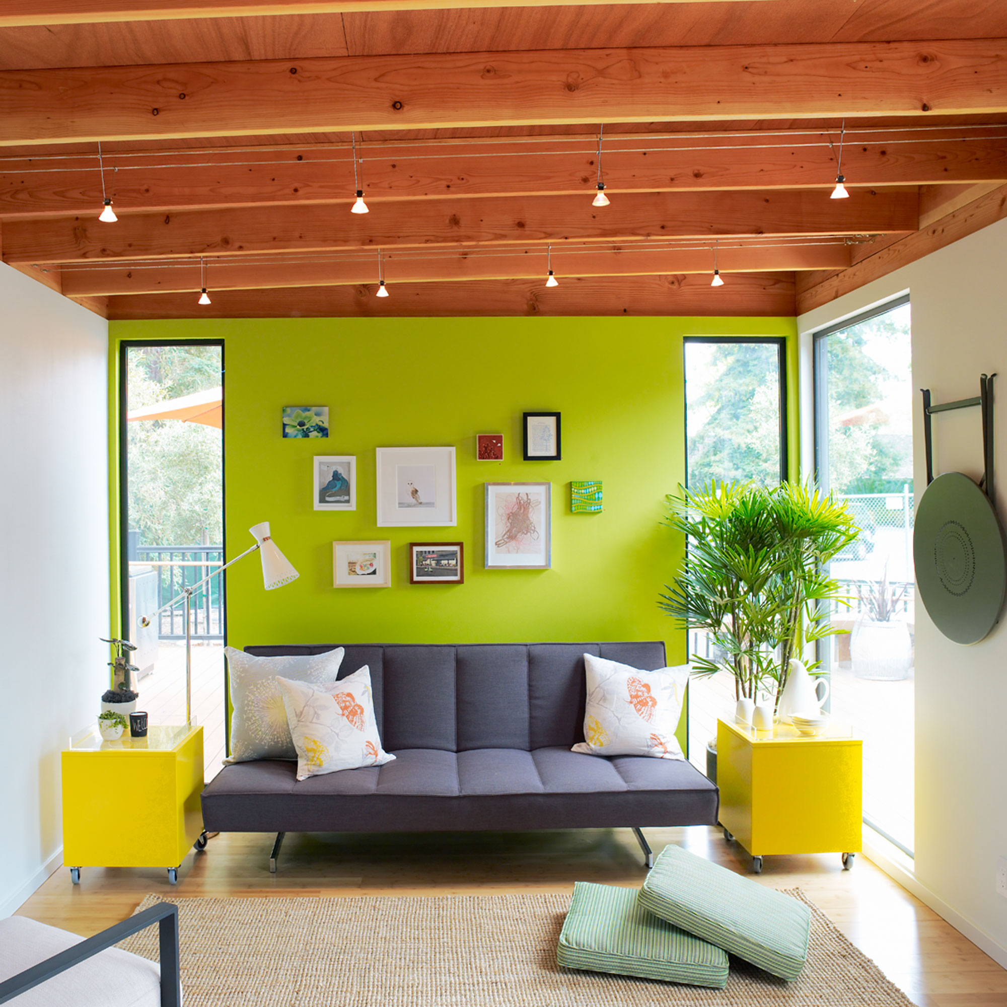 sunset-modern-cottage-interior