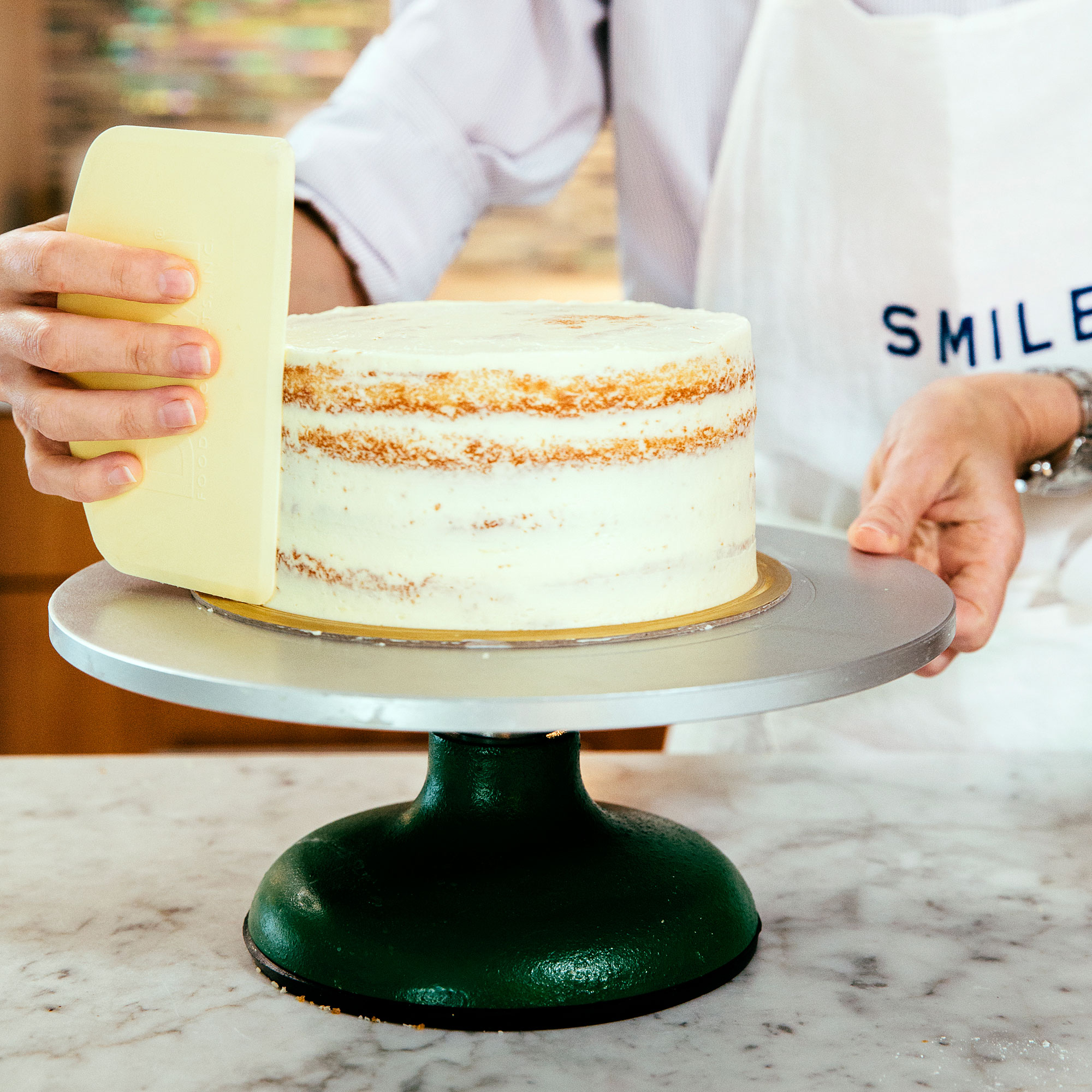 Step-By-Step: How to Frost a Cake