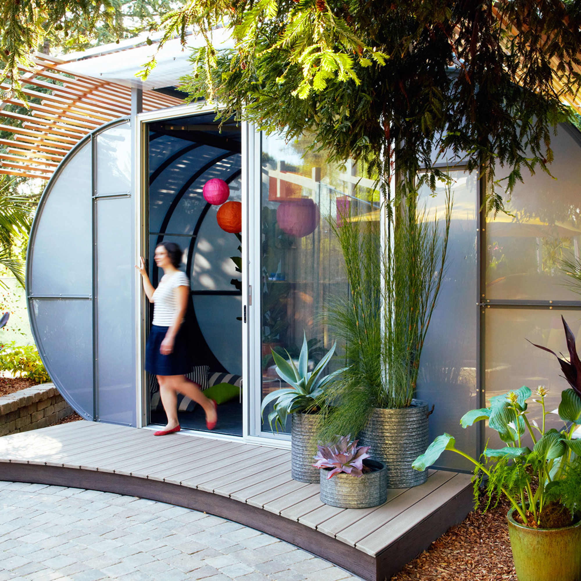 ultimate-outdoor-living-room-modular-retreat