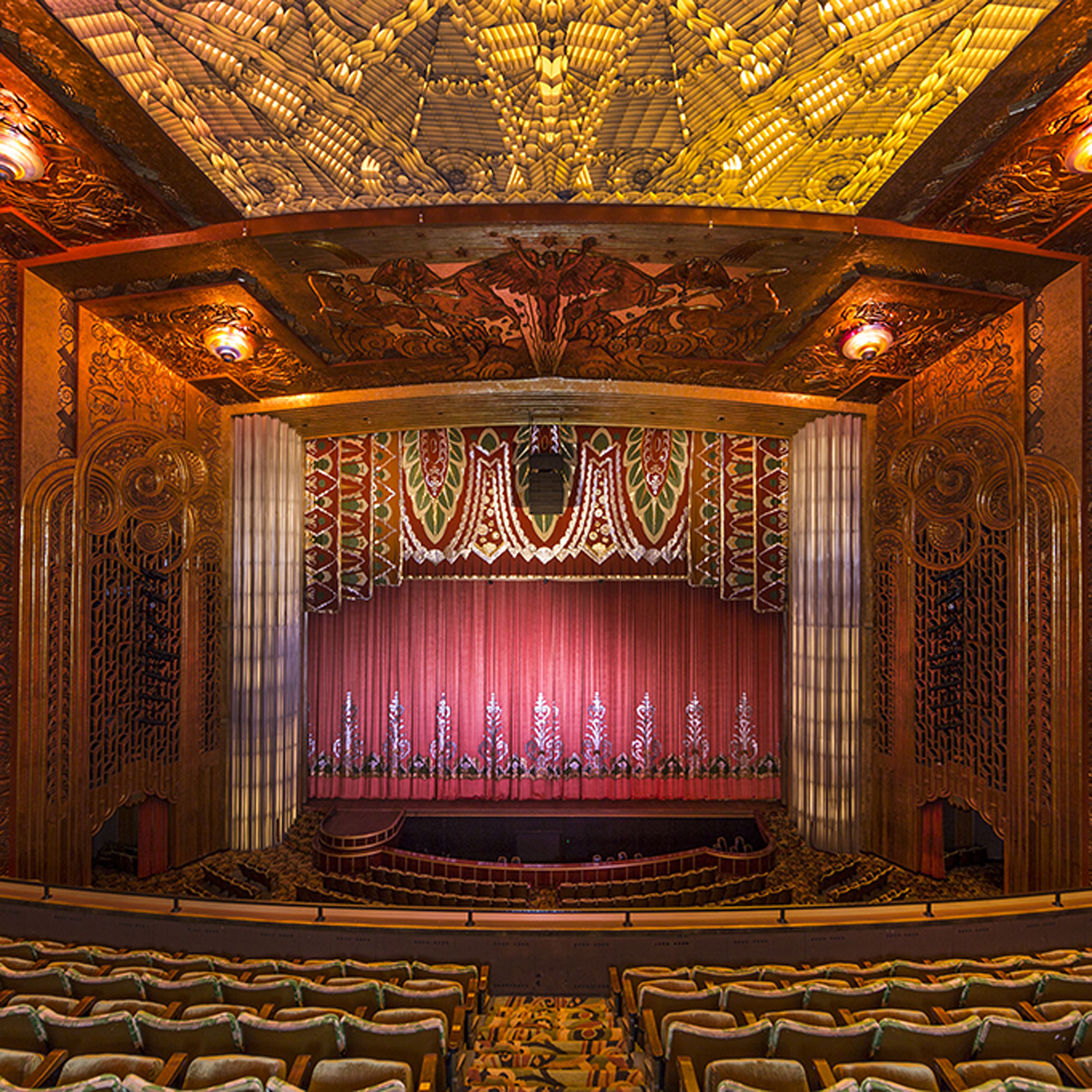 paramount-theatre
