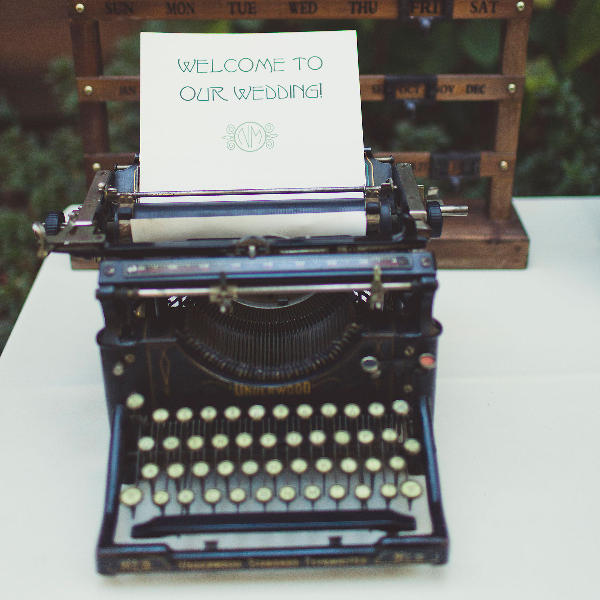 typewriter-guest-book