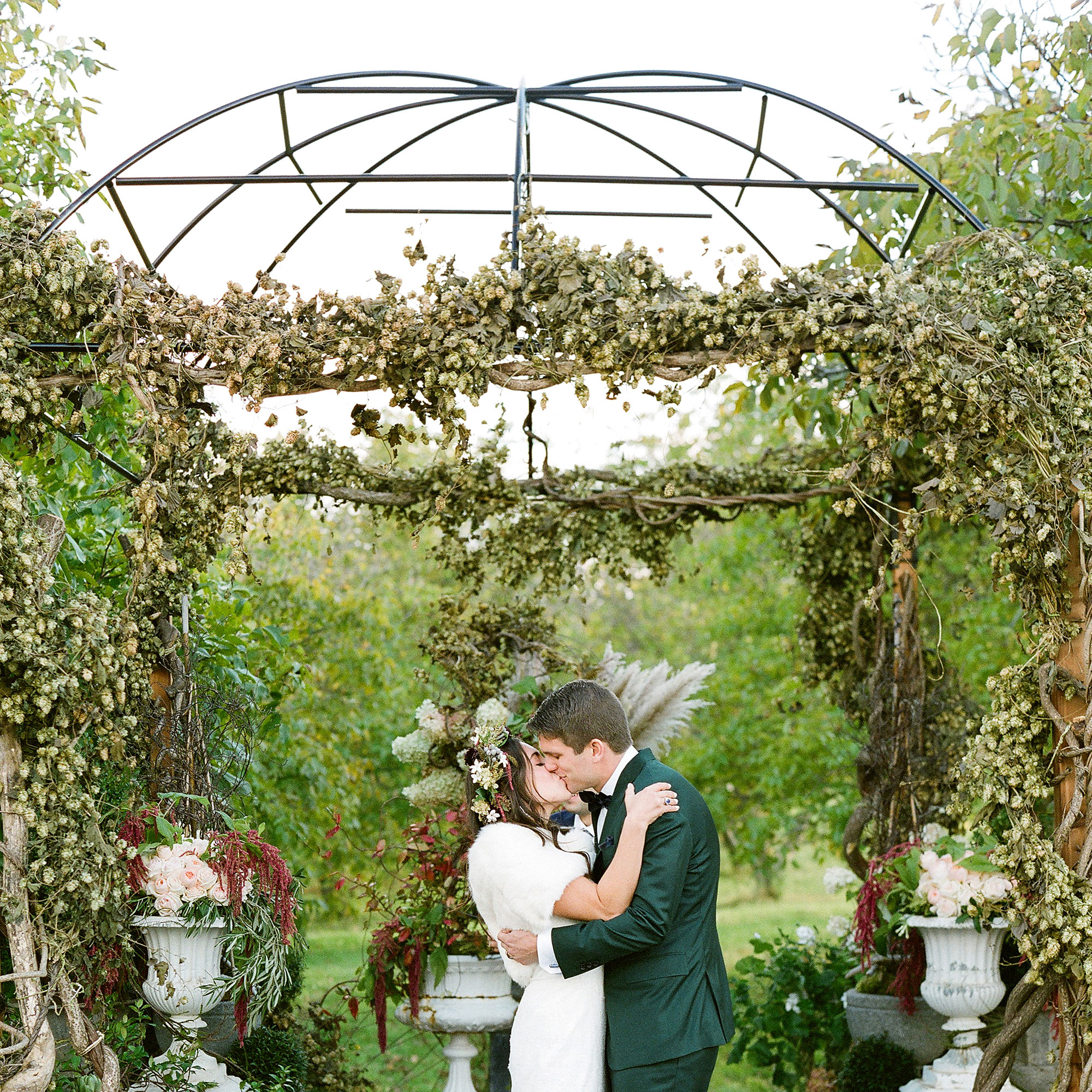 vintage-greenhouse-pergola