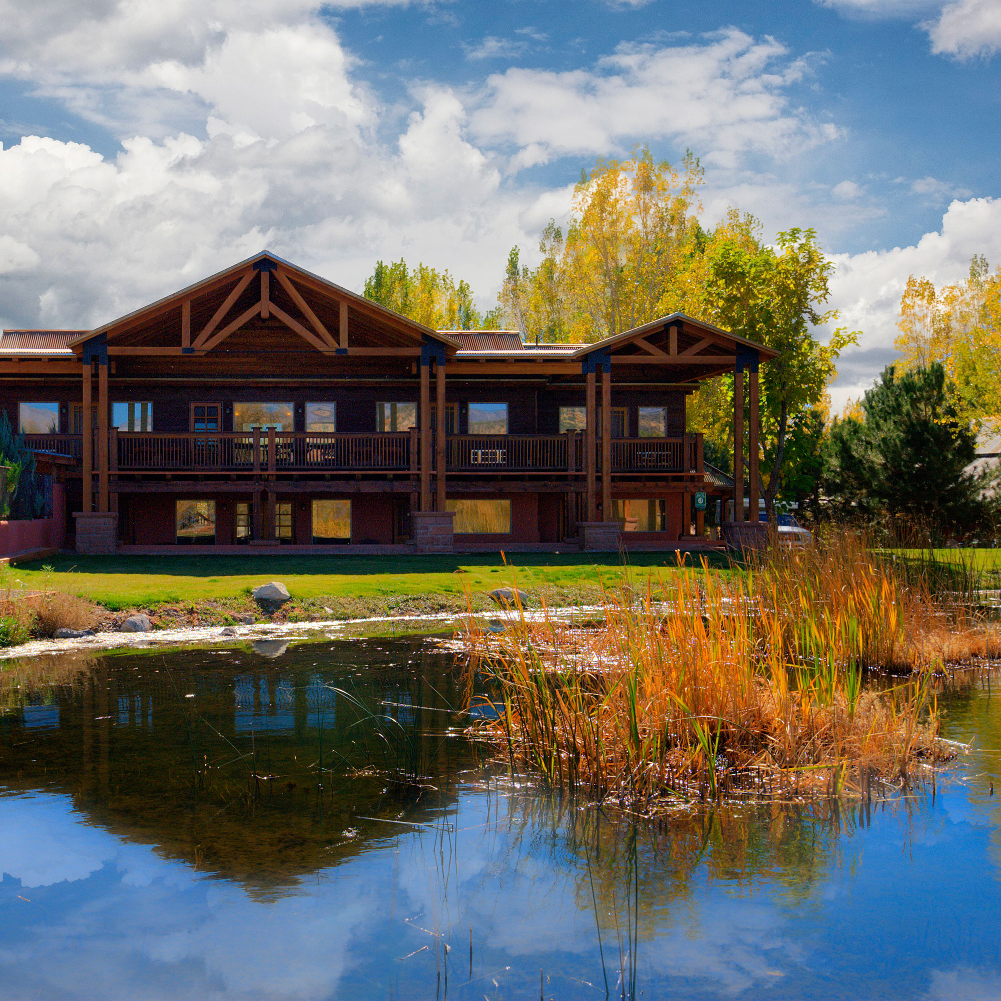 Where to Stay In & Near Bryce Canyon N.P.