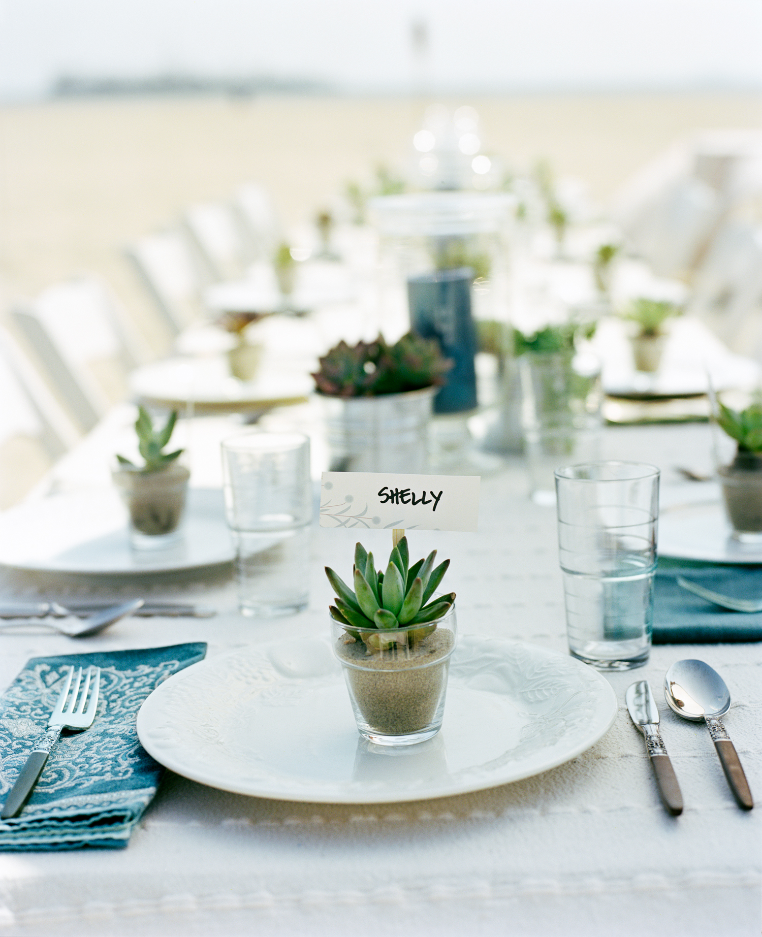 get-the-look-setting-the-table