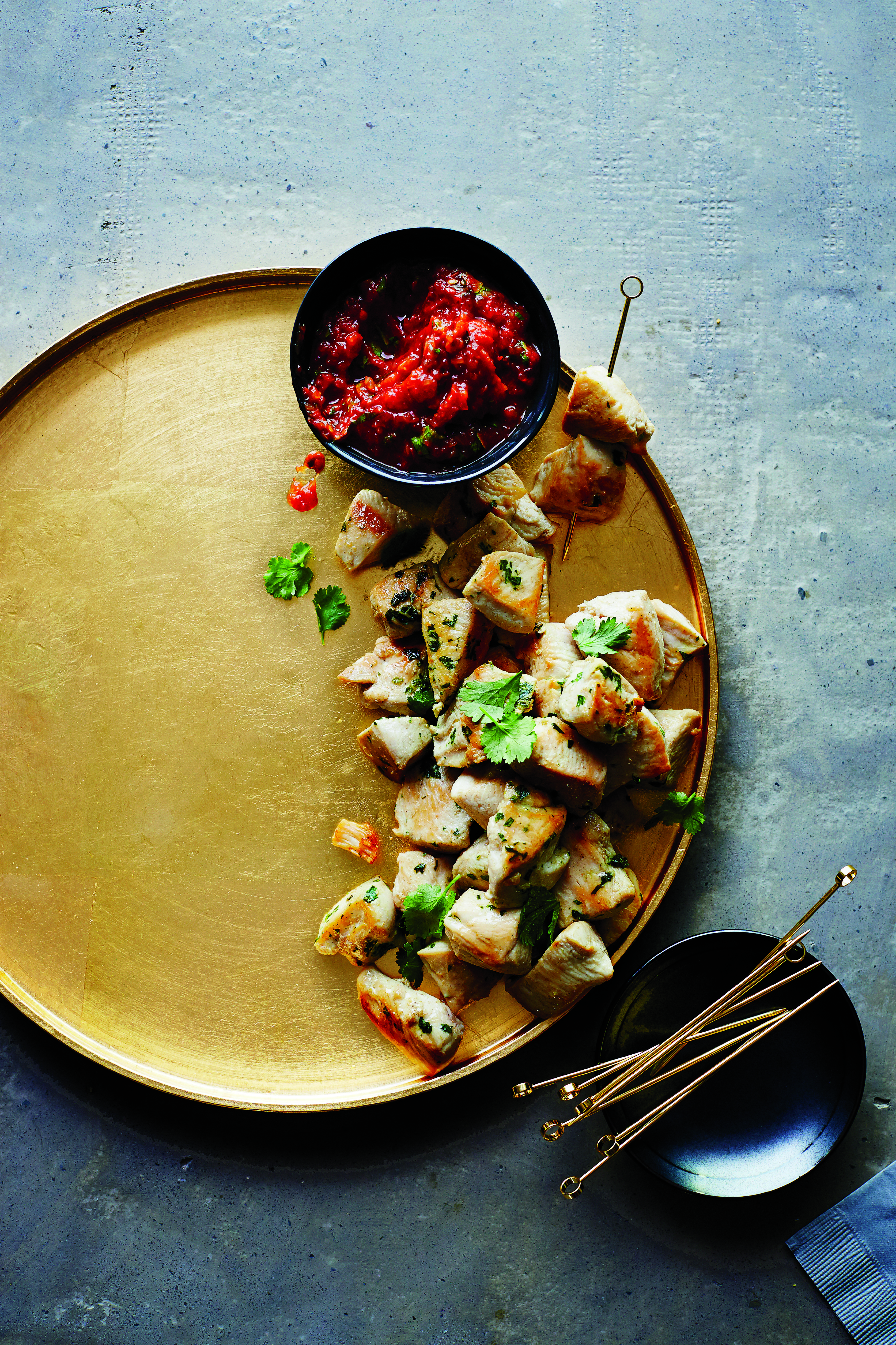 chicken-bites-with-tomato-mint-salsa