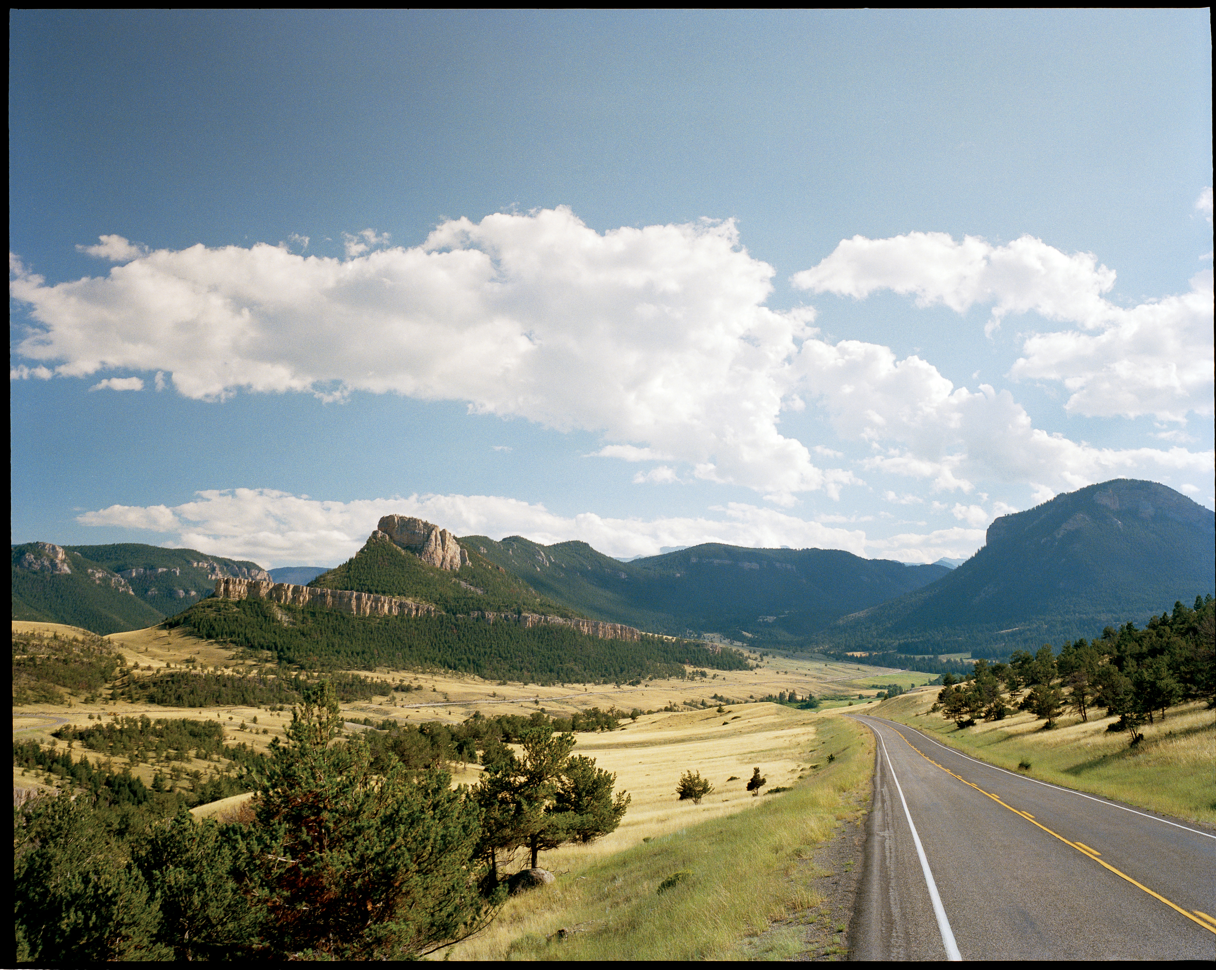road-trip-through-yellowstone-wy