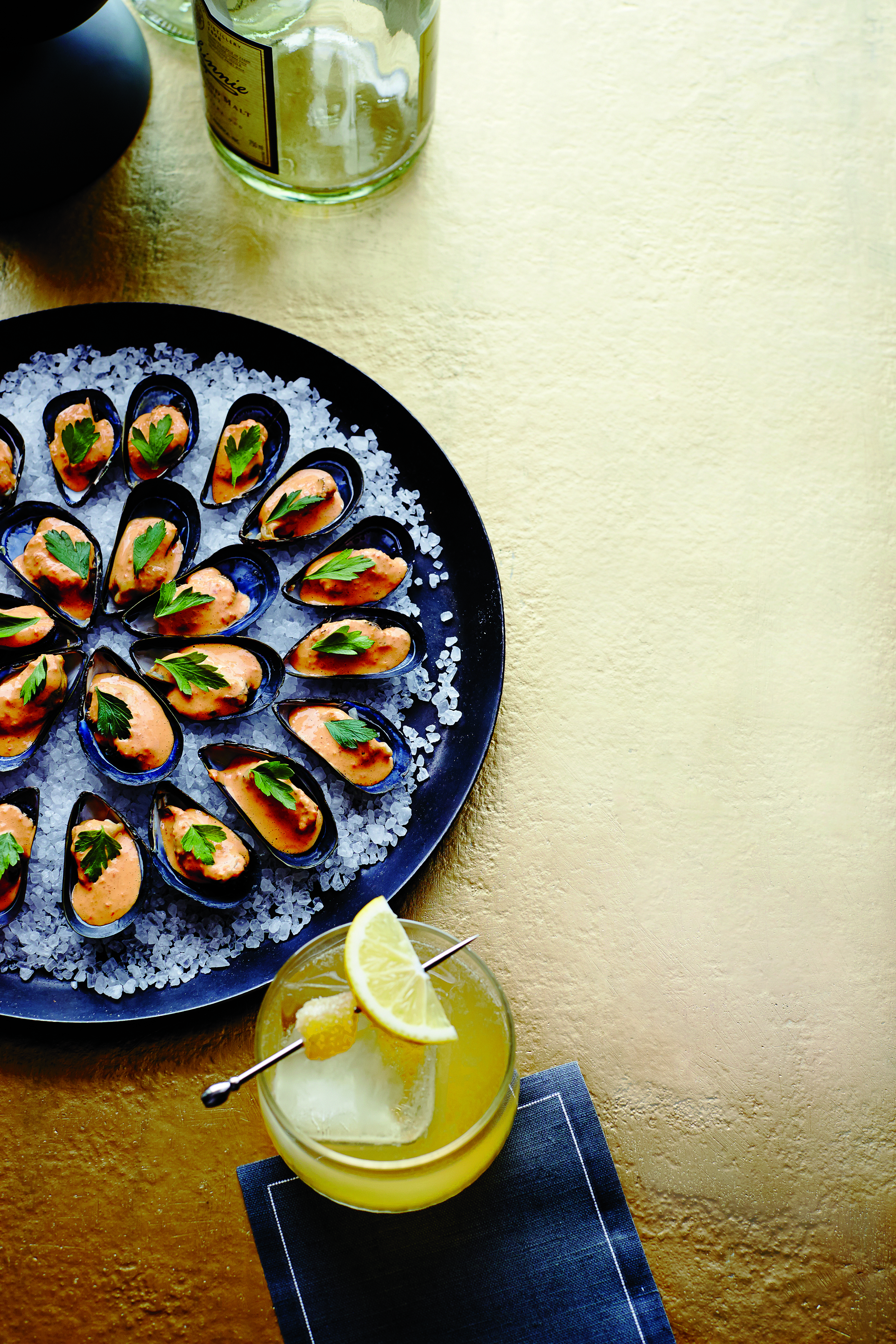 chilled-mussels-with-saffron-mayo
