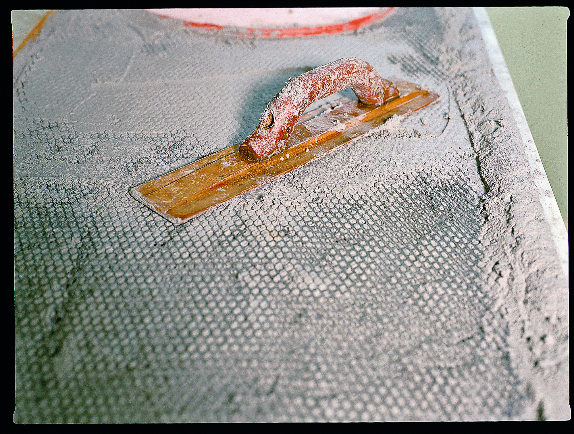 steps-11-12-fill-and-level-the-concrete