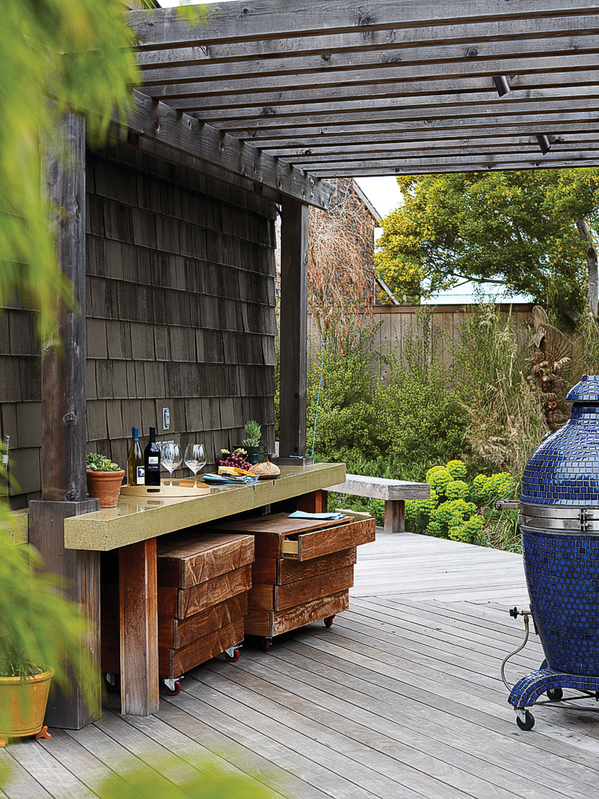 create-an-outdoor-bar