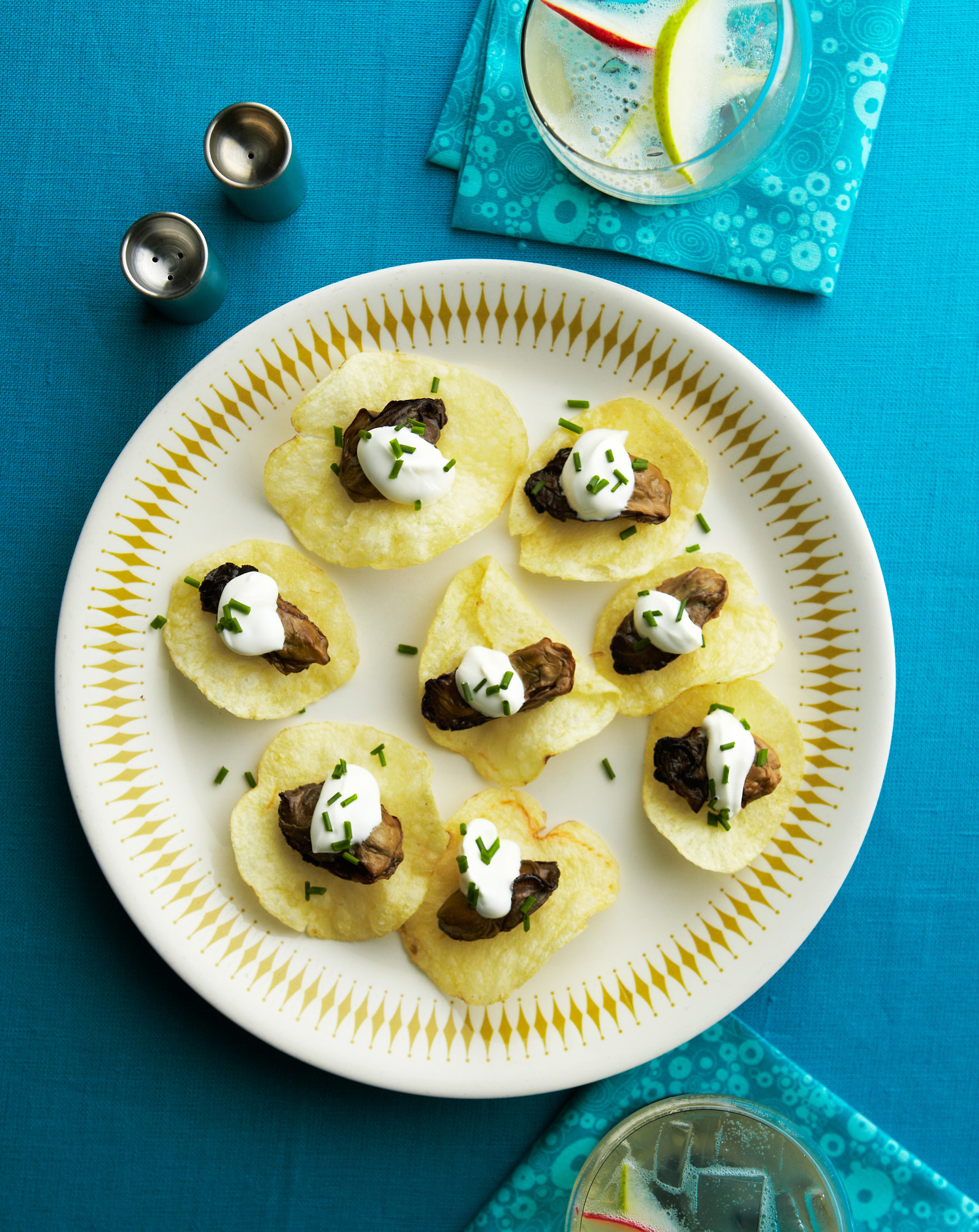 smoked-oysters-on-the-half-shell