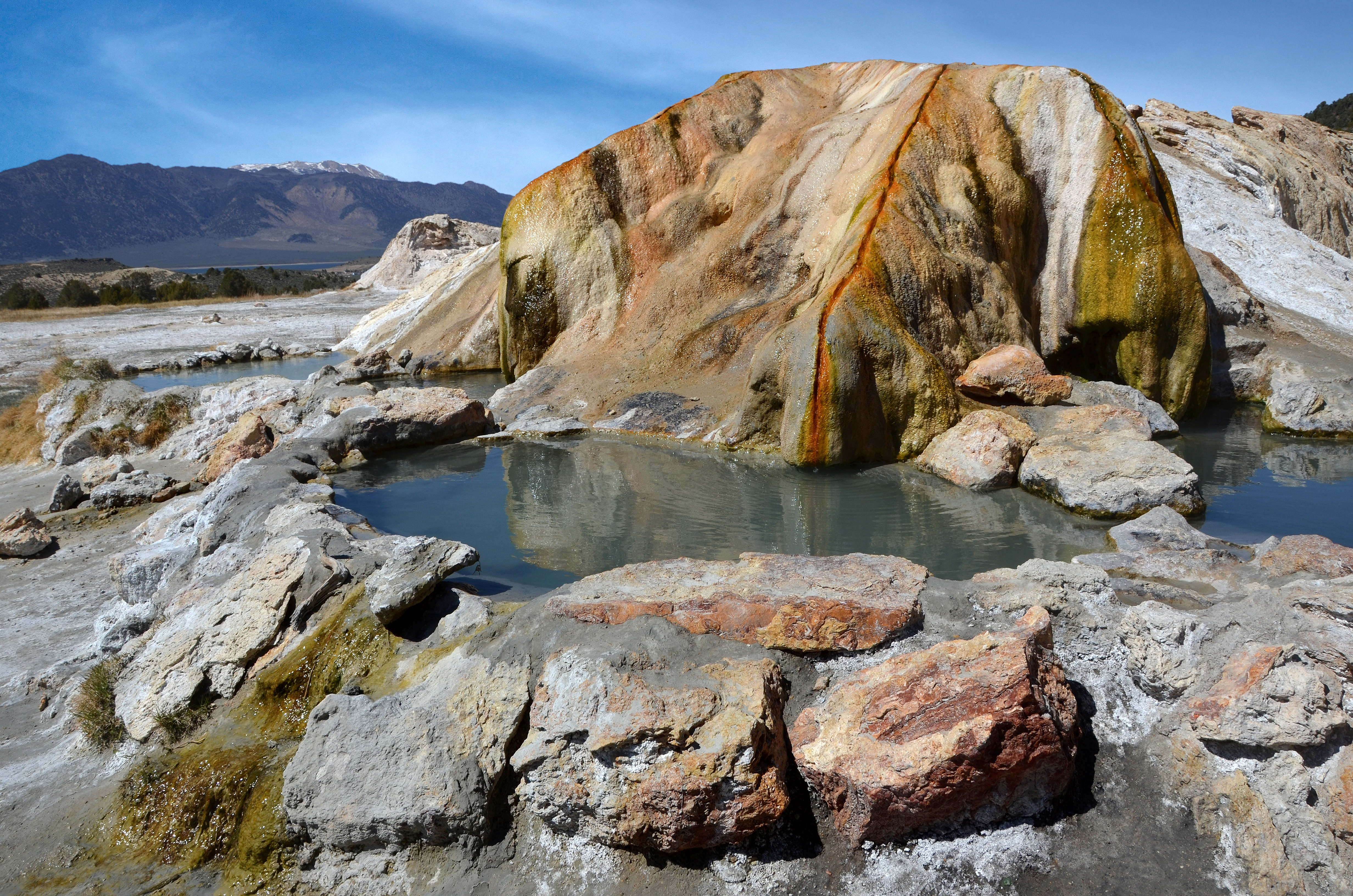 travertine-hot-springs