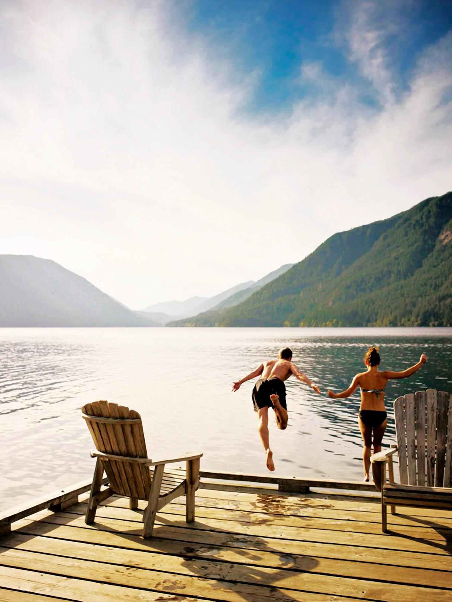 best-lake-vacation-for-throwback-fun