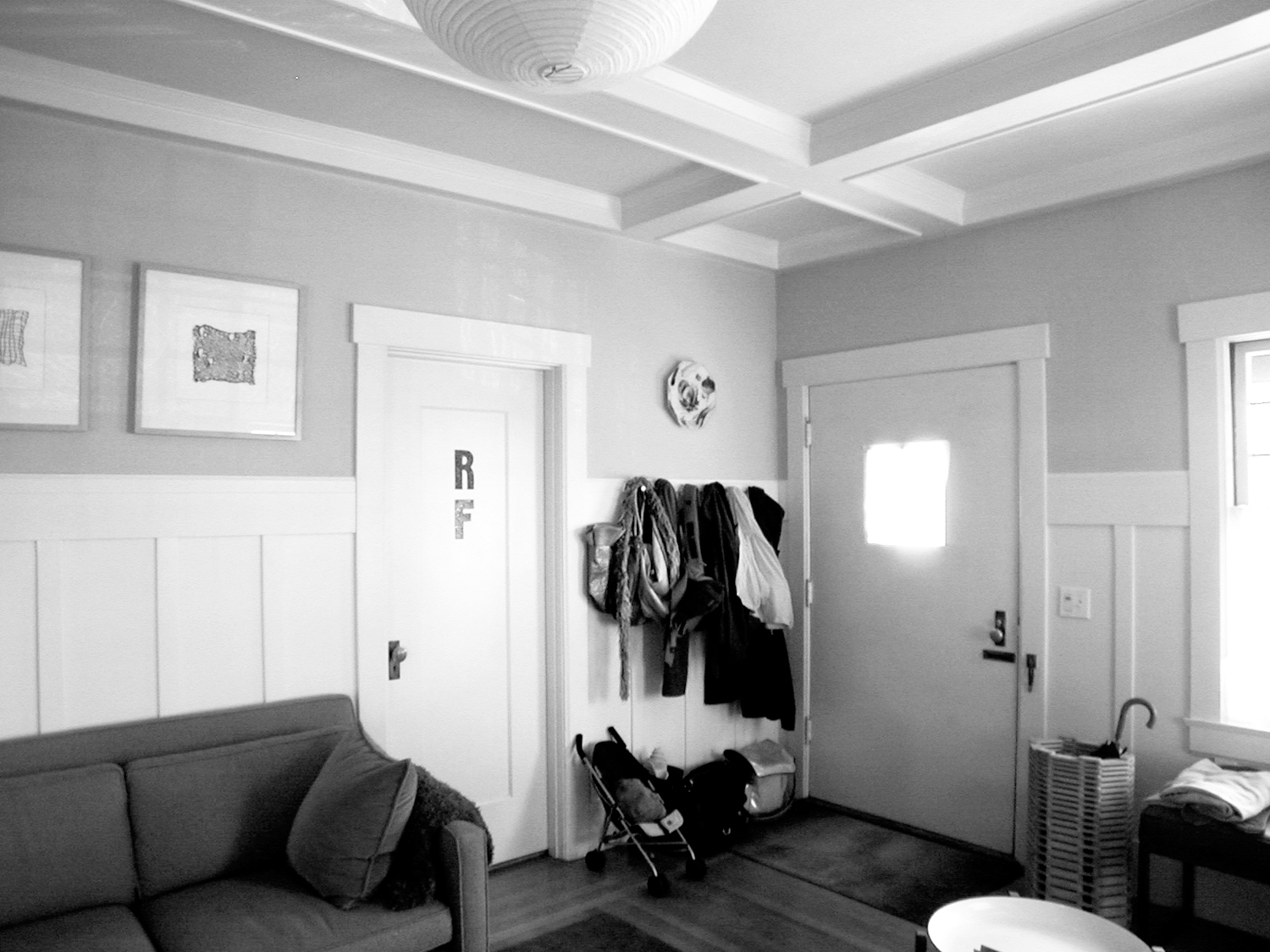 before-lacking-living-room