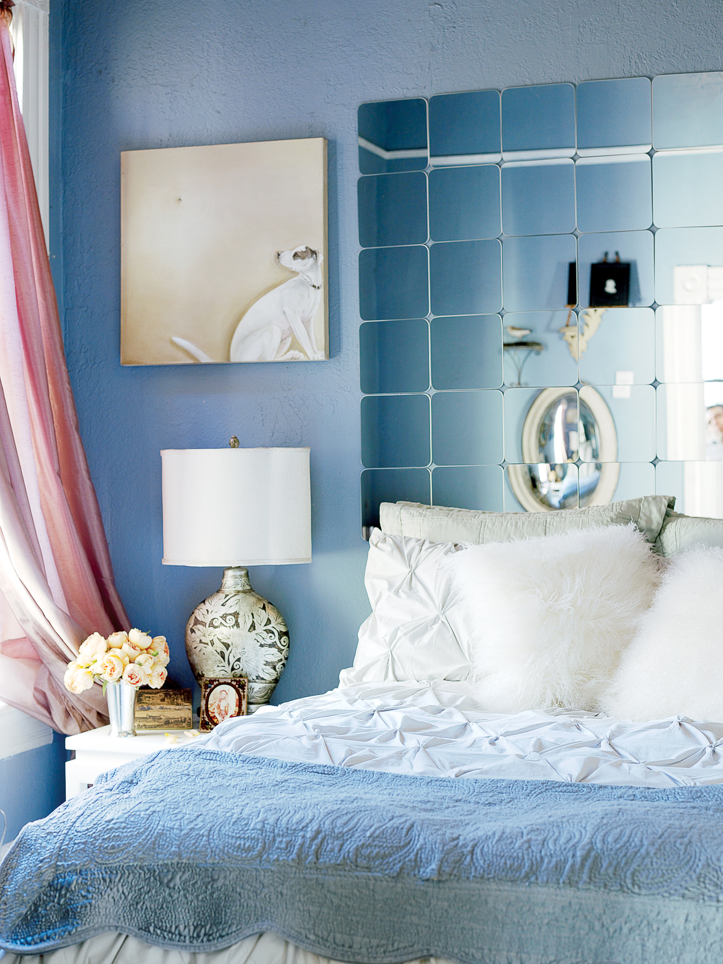 mirrors-become-headboard